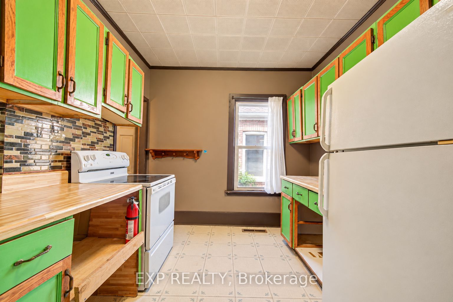 46 Maitland Street Property Photo 8