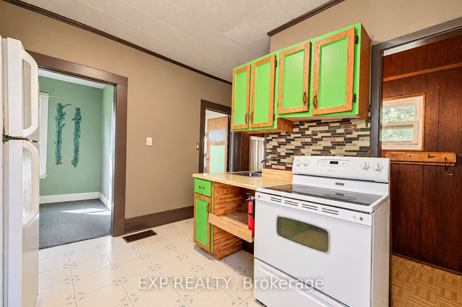 46 Maitland Street Property Photo 9