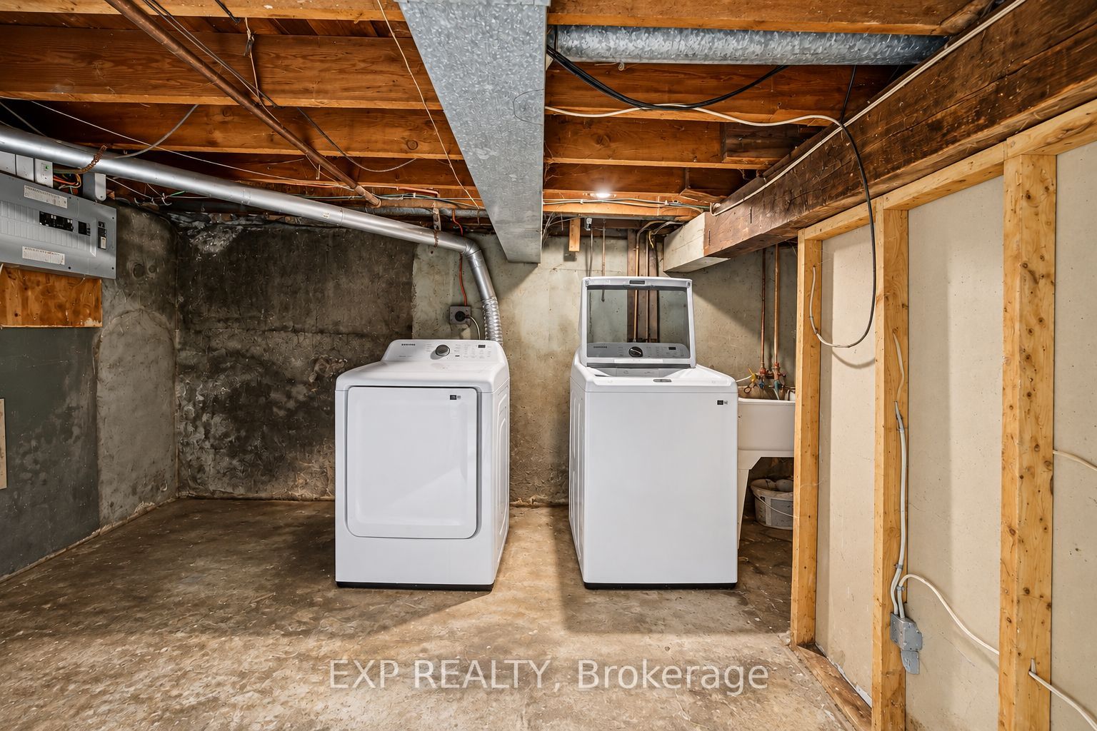 46 Maitland Street Property Photo 14