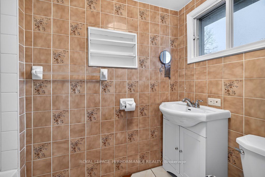 137 Genest Street Property Photo 23