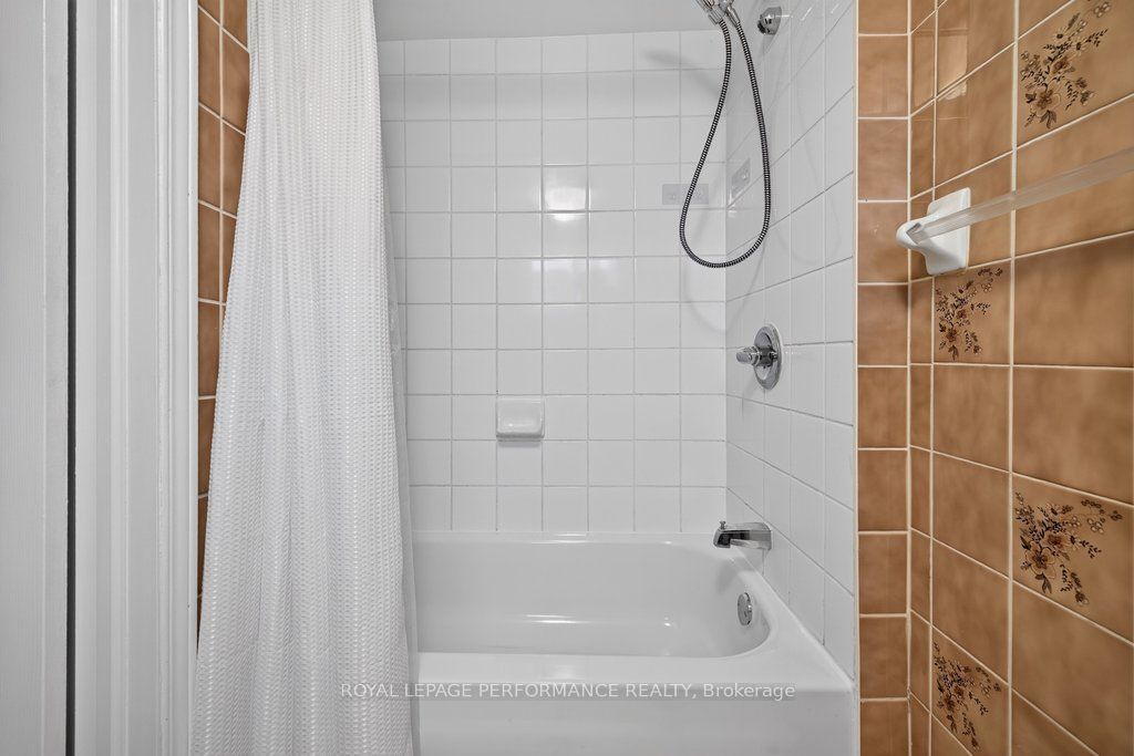 137 Genest Street Property Photo 24