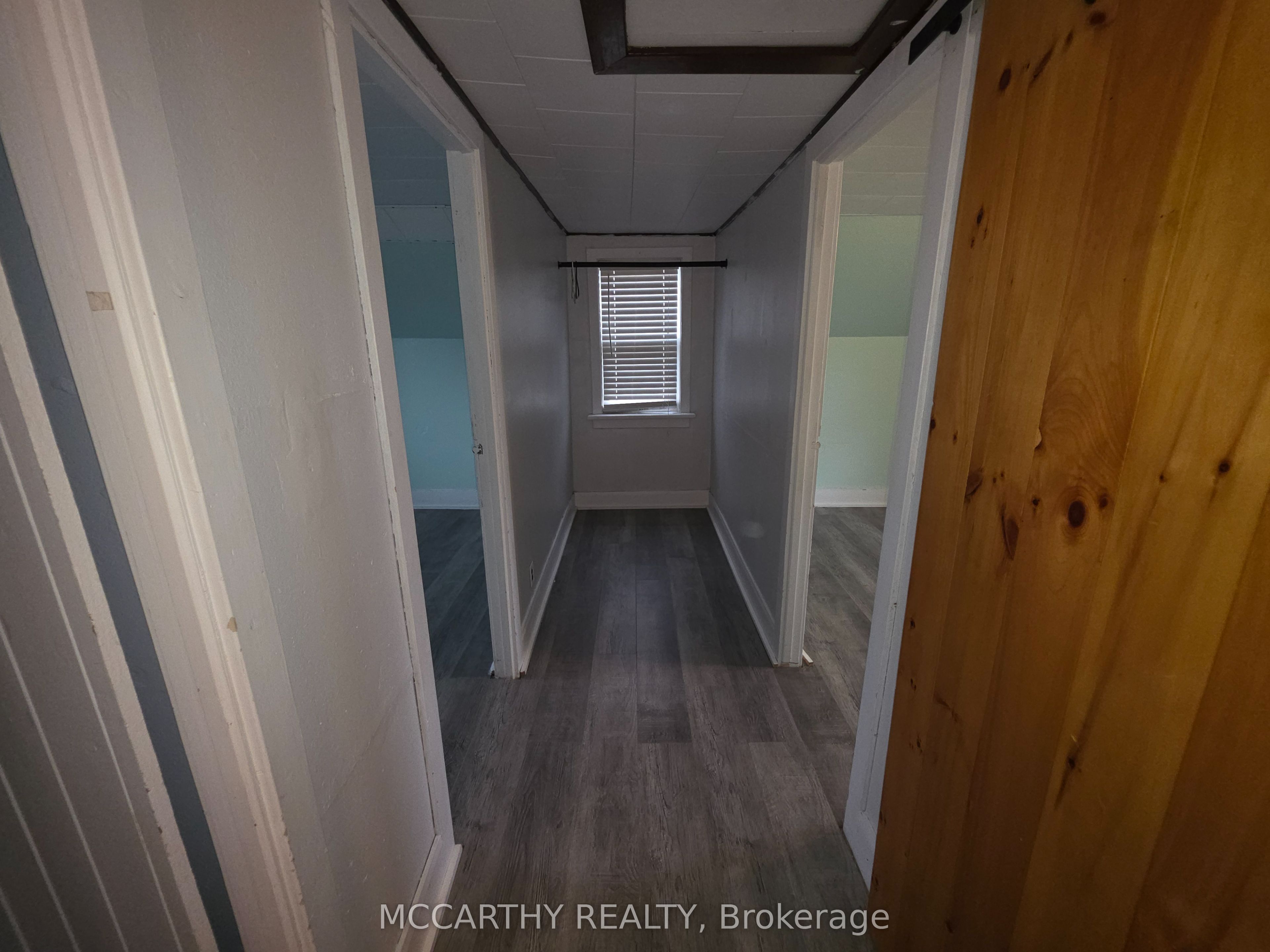 50 Young Street Property Photo 27