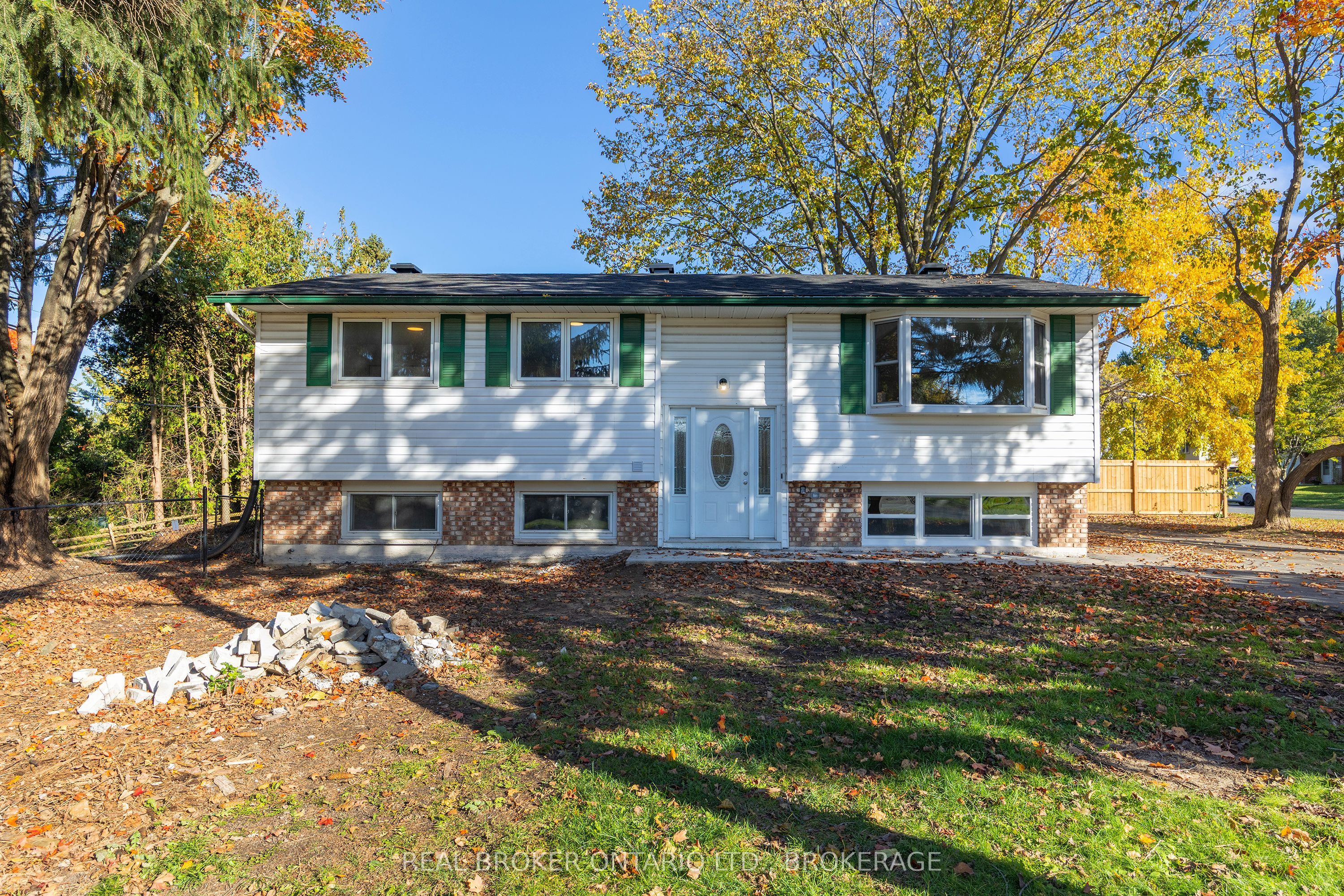 759 High Gate Park Drive Property Photo 1