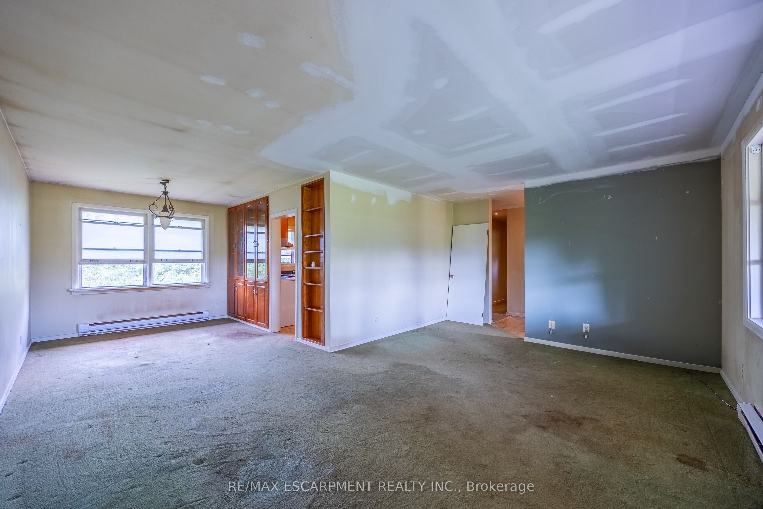 107 Erie Street Property Photo 12