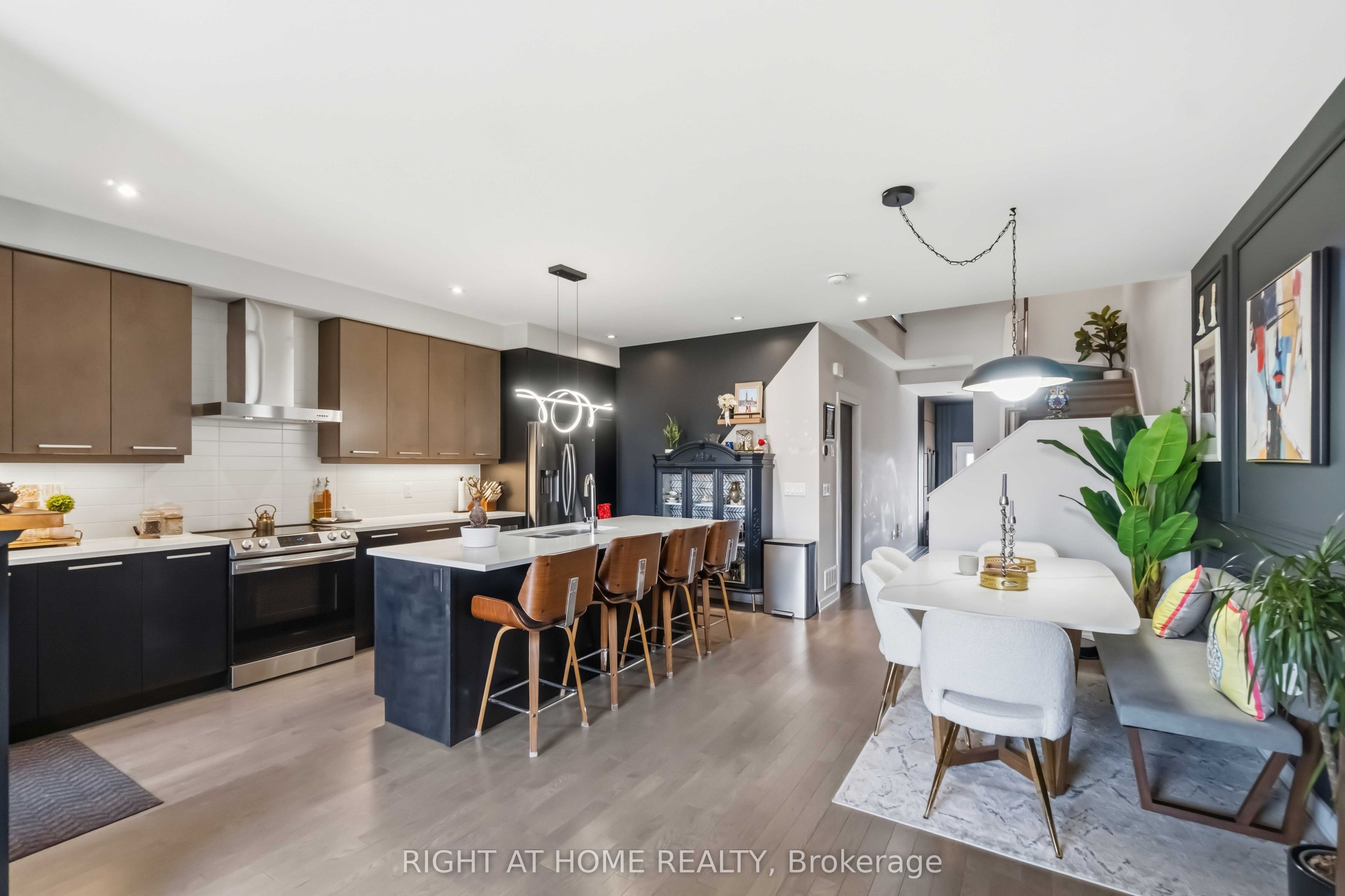 359 Big Dipper Street Property Photo 10