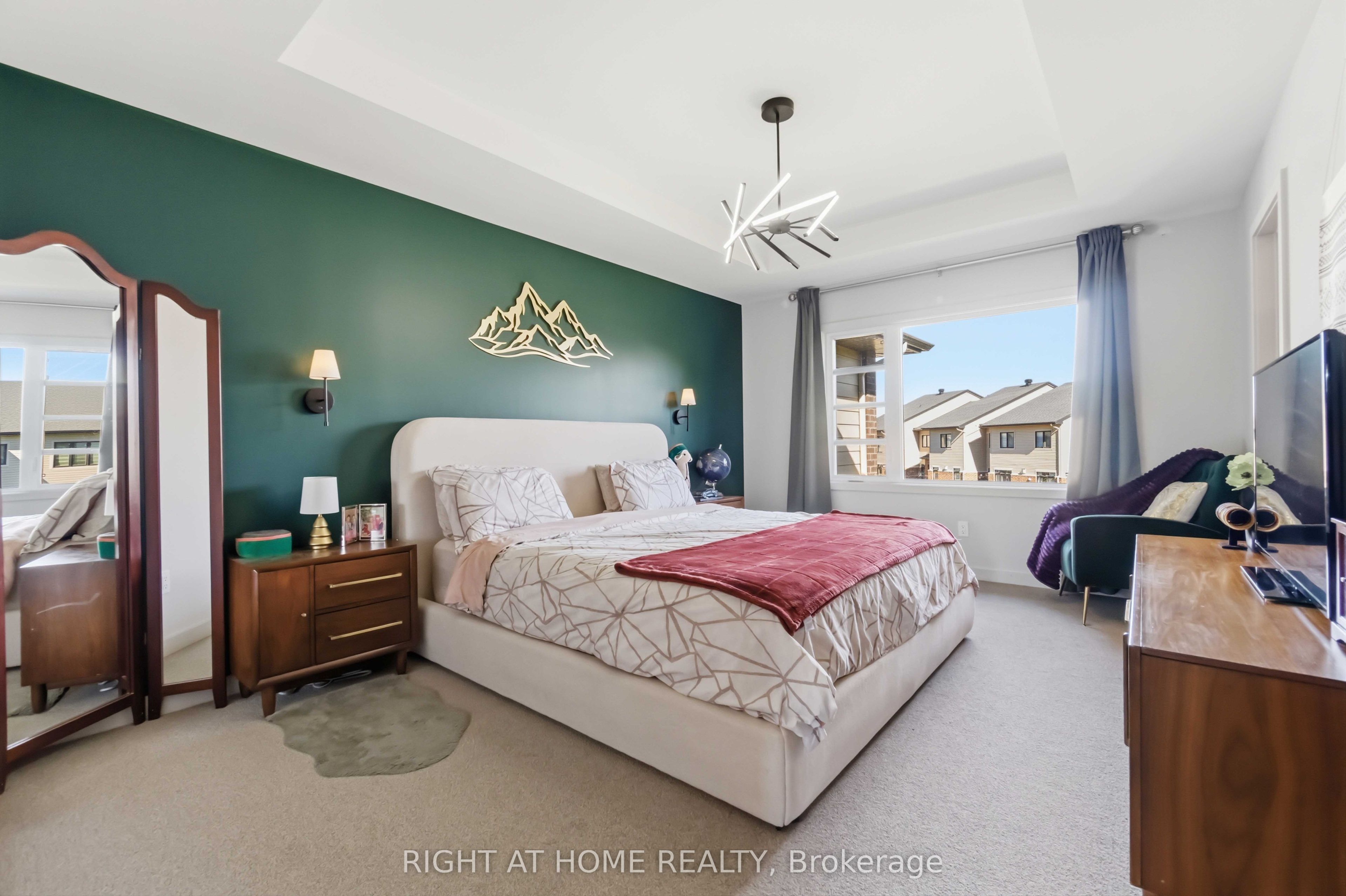 359 Big Dipper Street Property Photo 18