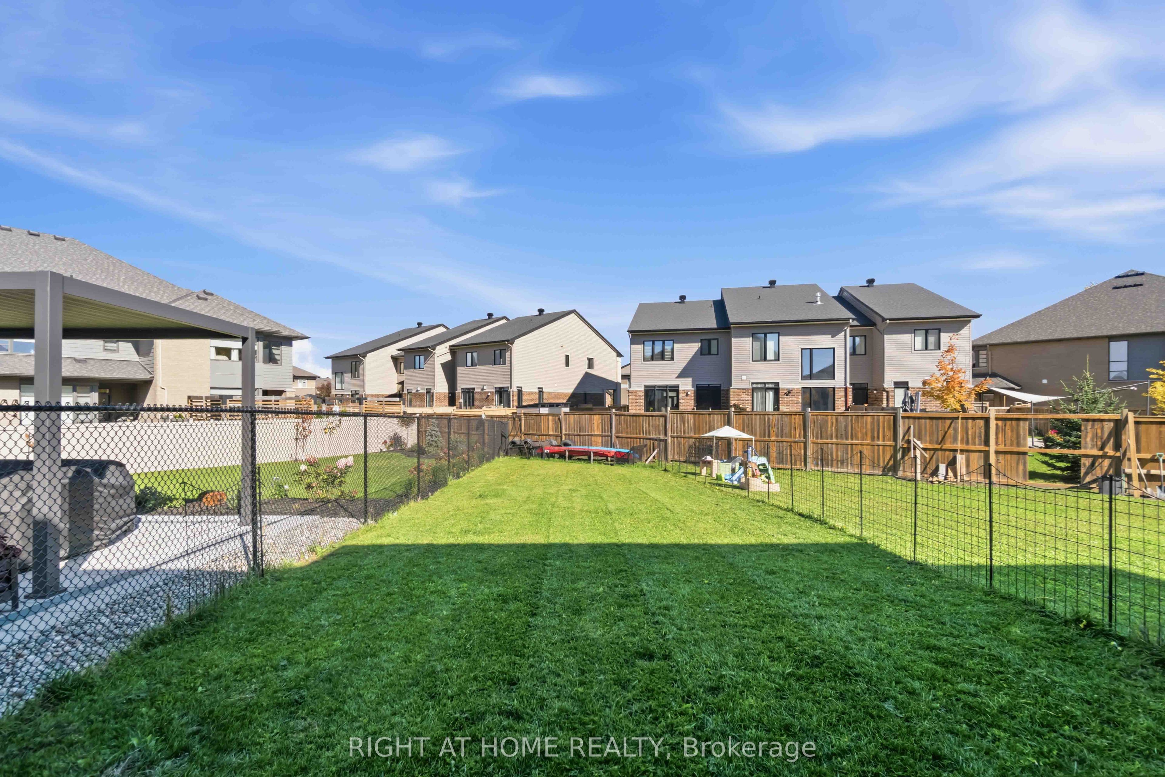 359 Big Dipper Street Property Photo 34