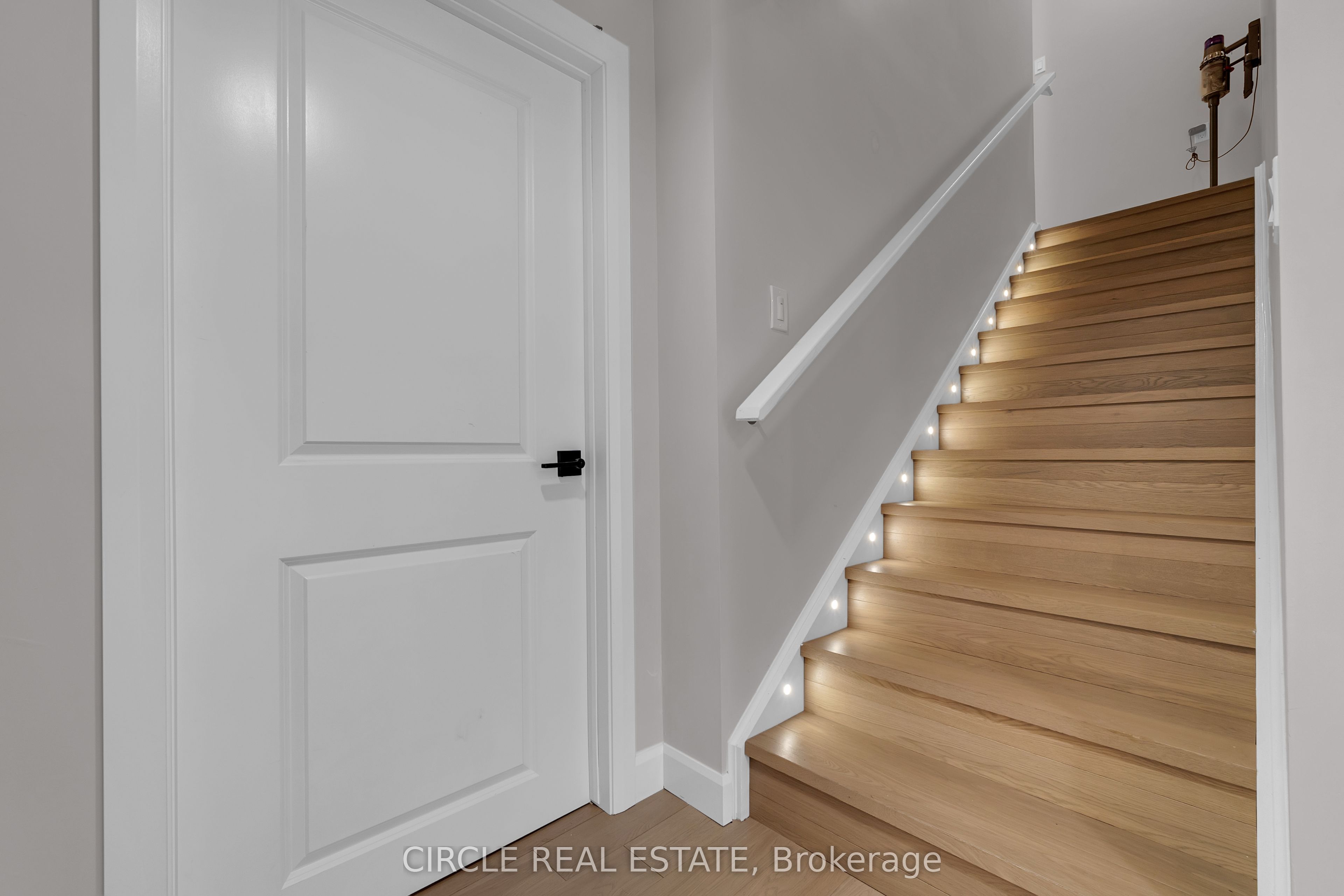 7116 Silver Creek Circle Property Photo 23