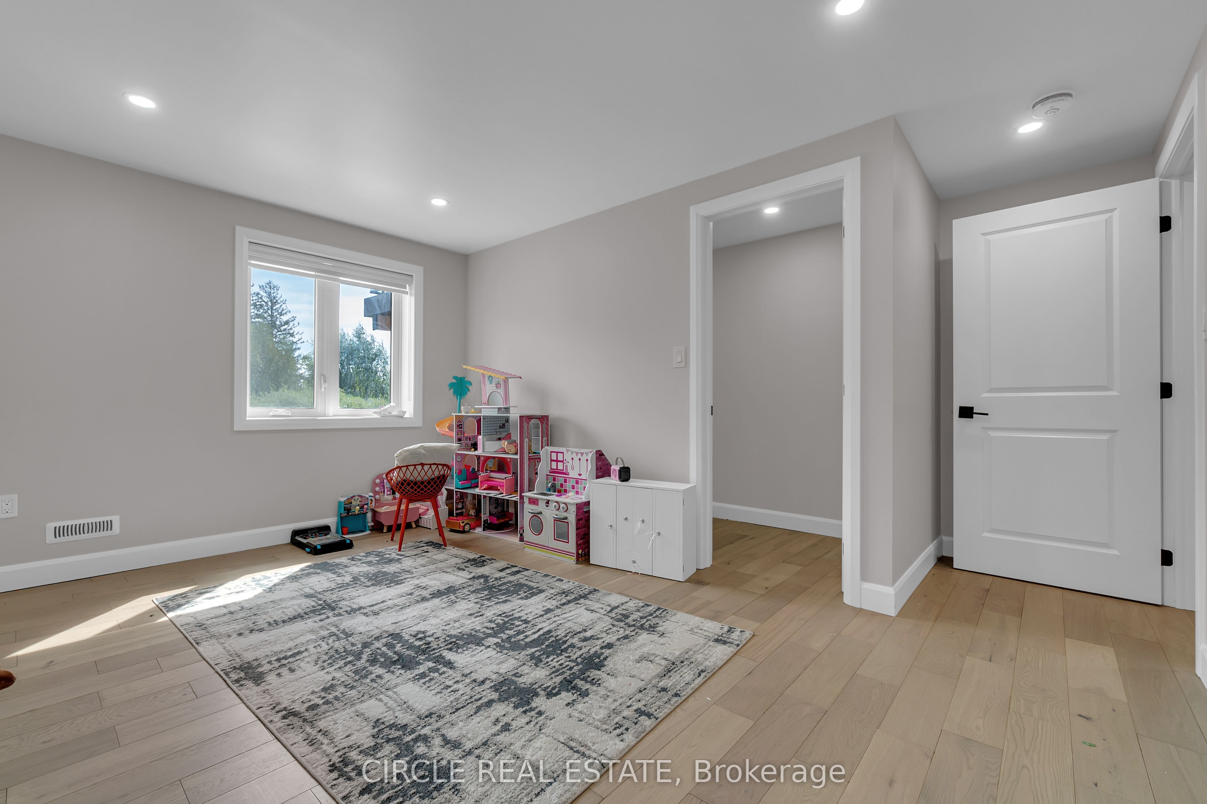 7116 Silver Creek Circle Property Photo 29