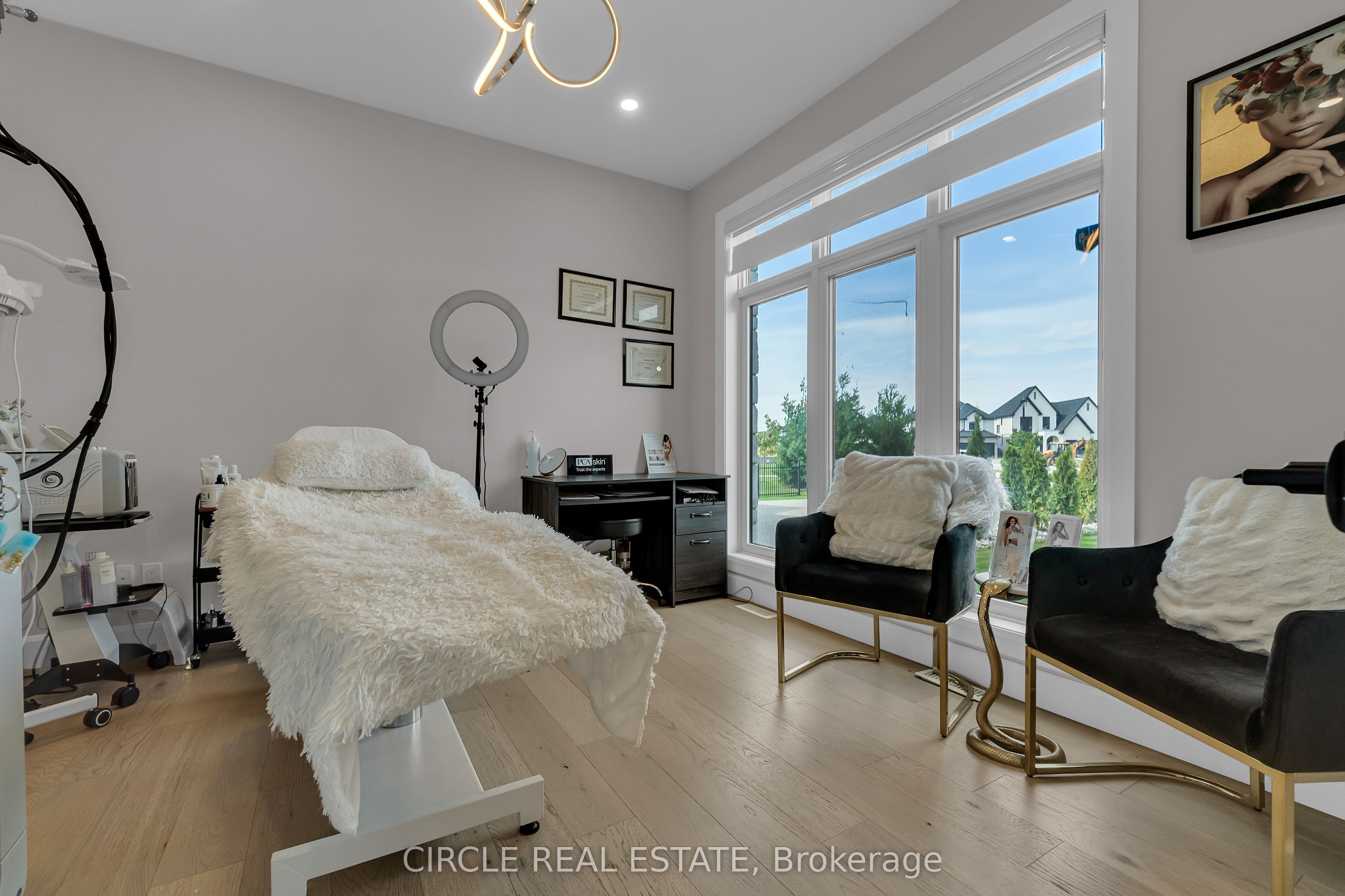 7116 Silver Creek Circle Property Photo 44