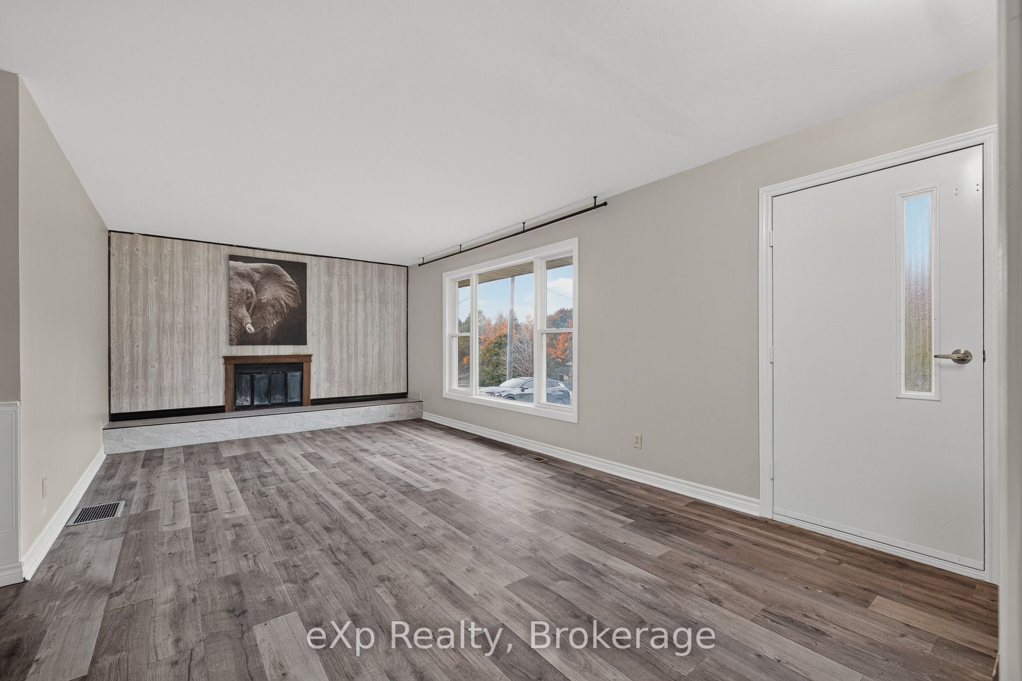 405014 Grey 4 Road Property Photo 3