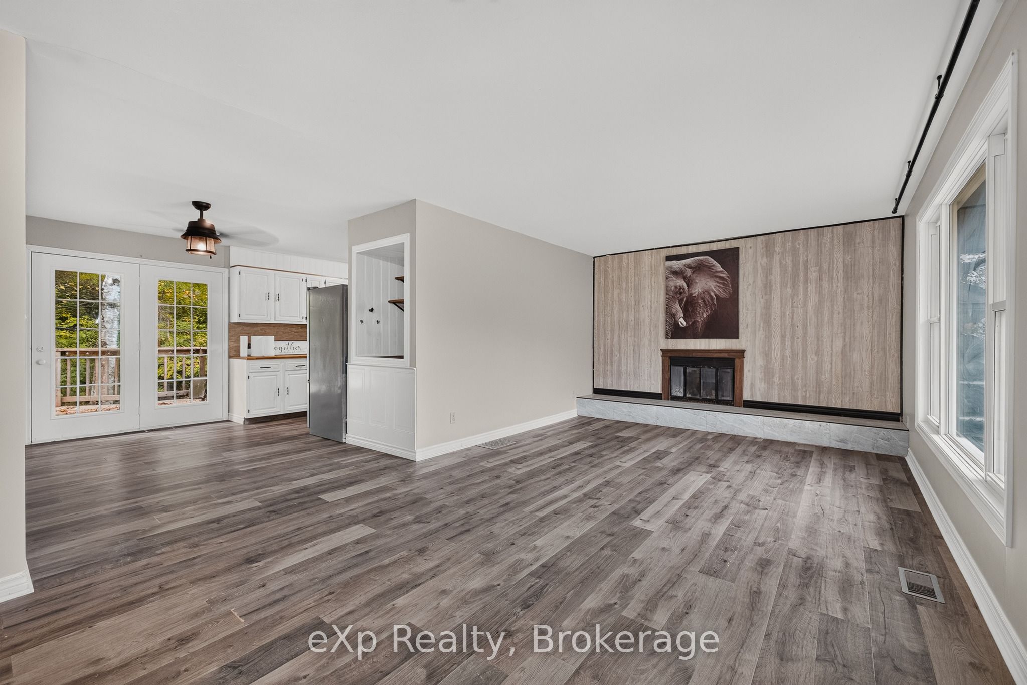 405014 Grey 4 Road Property Photo 4