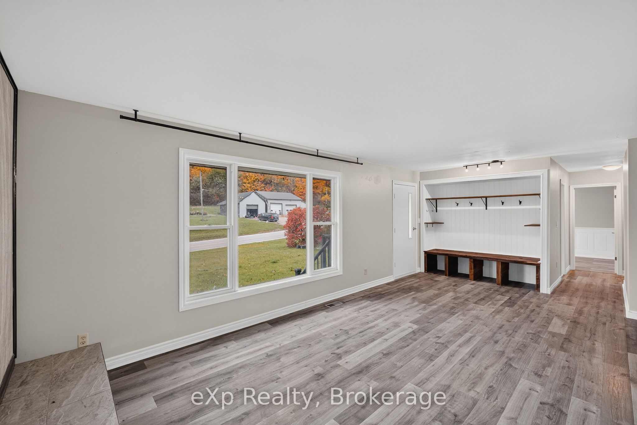 405014 Grey 4 Road Property Photo 6
