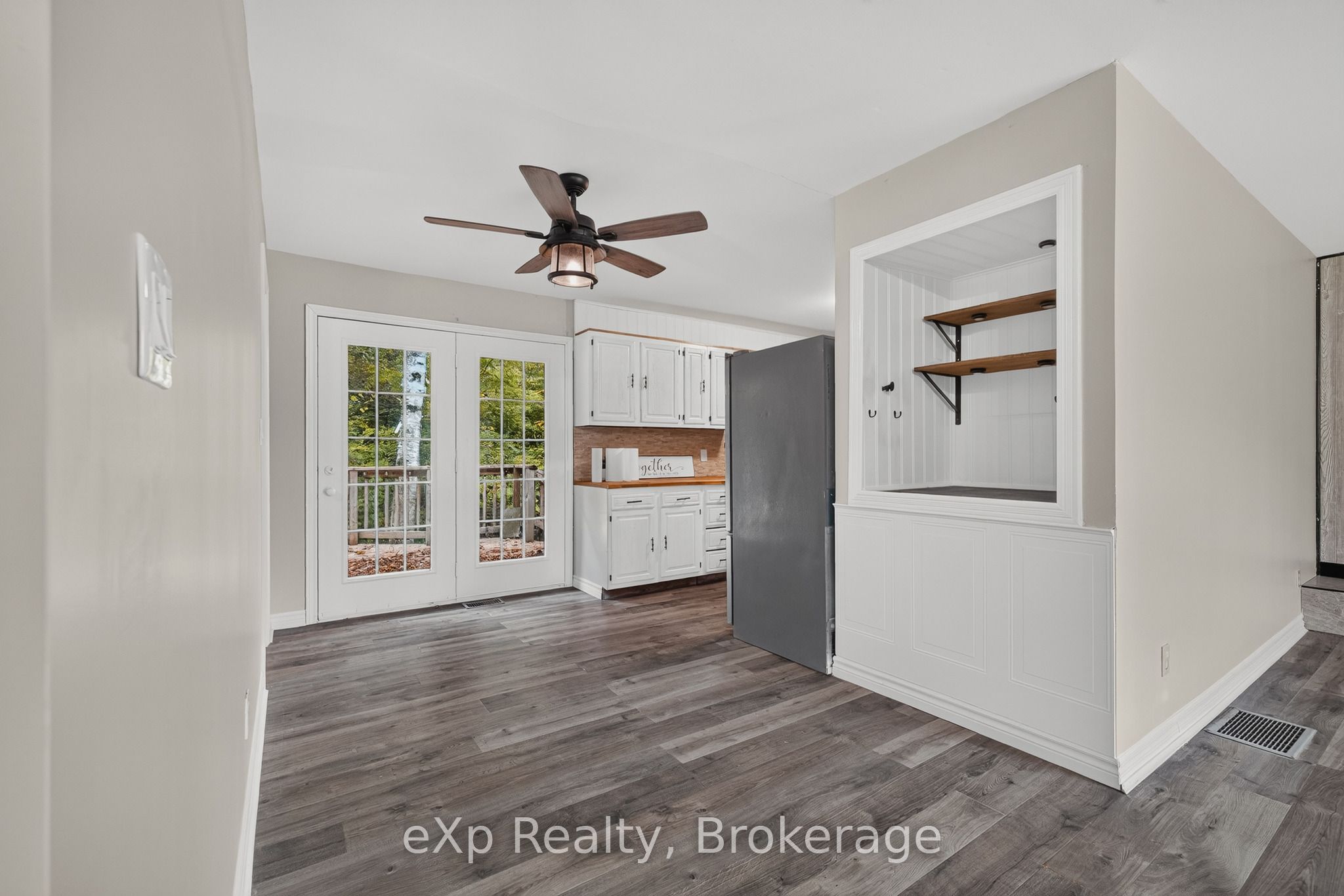 405014 Grey 4 Road Property Photo 7