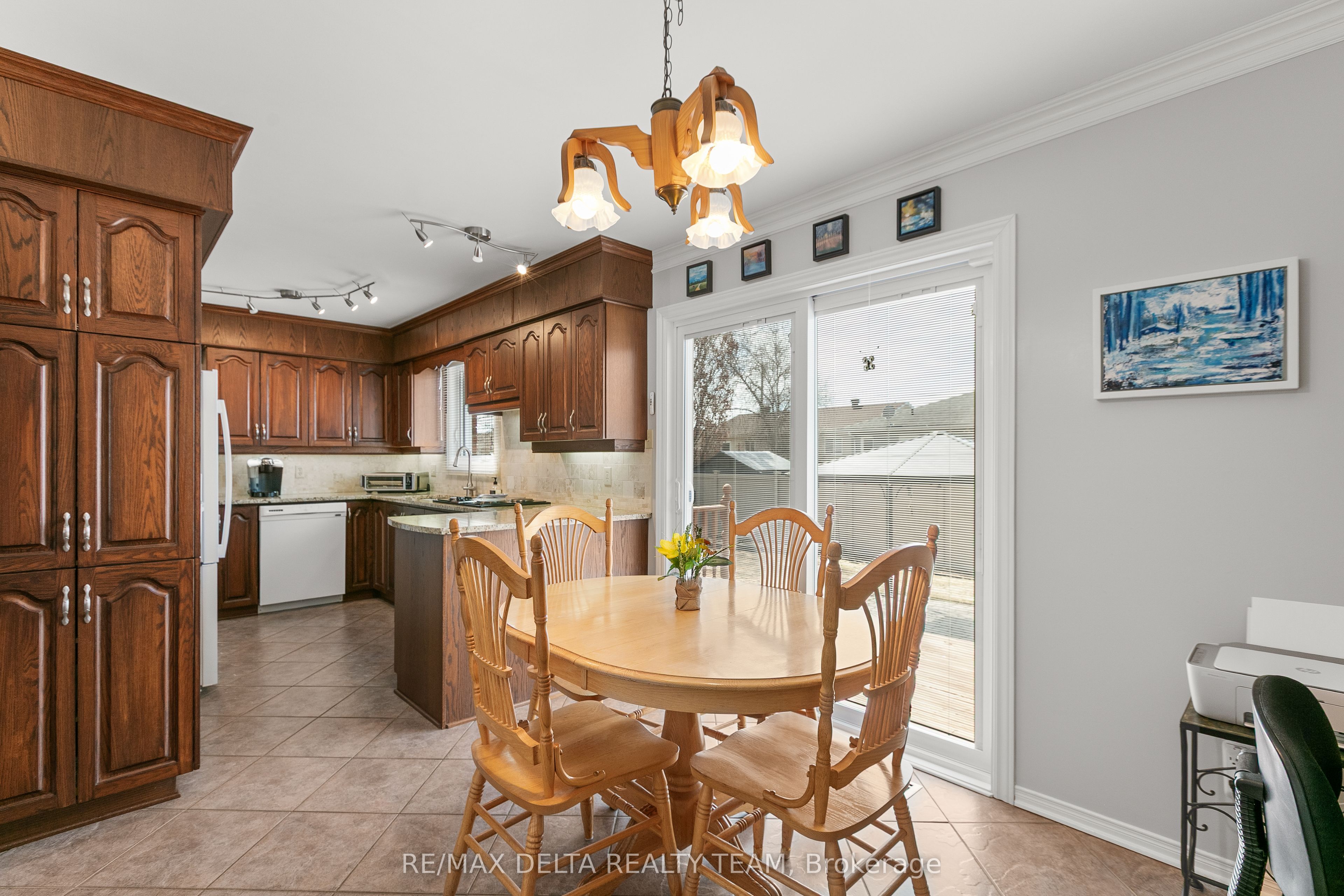 657 Ste Anne Street Property Photo 19
