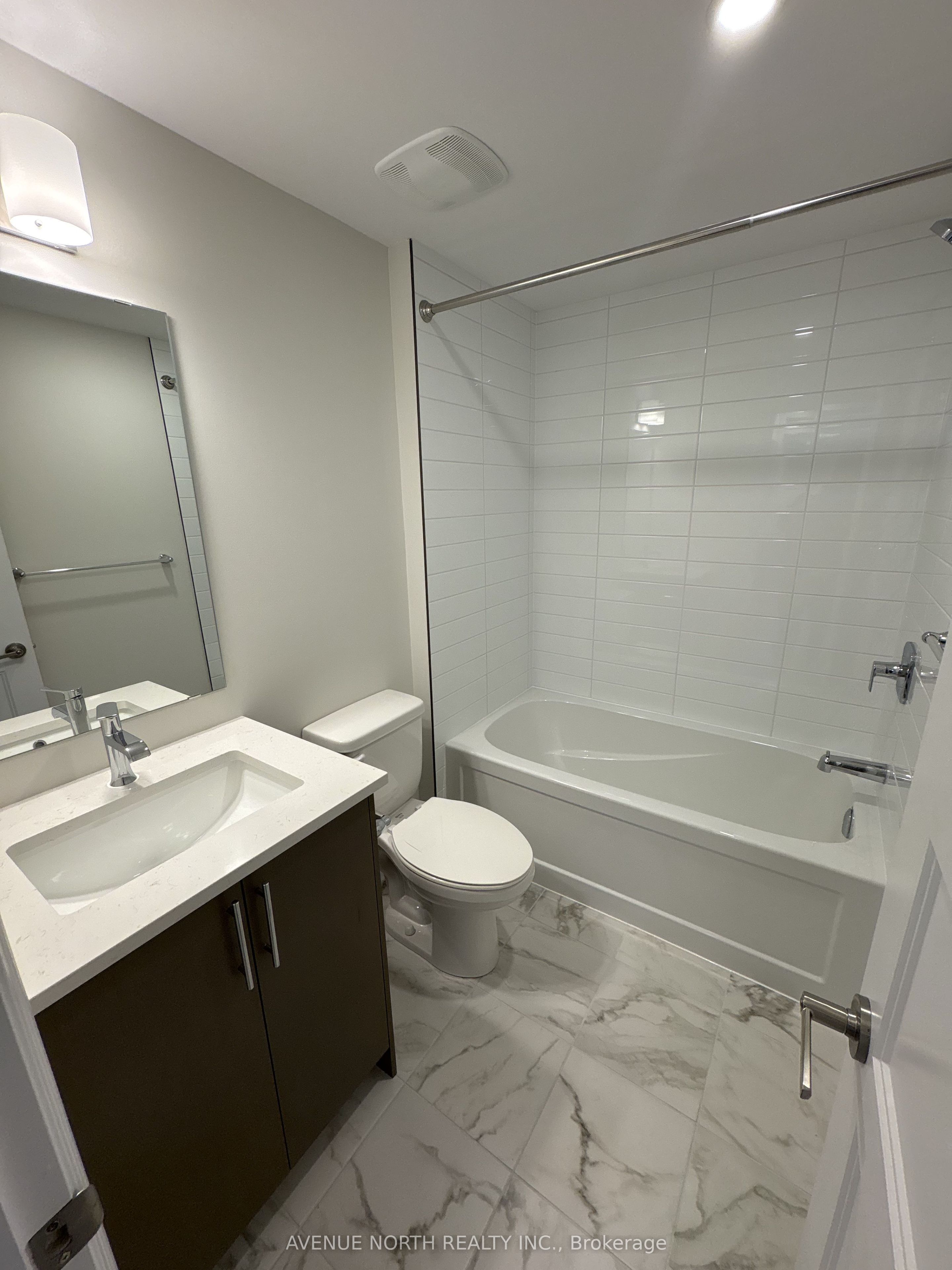 637b Paakanaak Avenue Property Photo 13