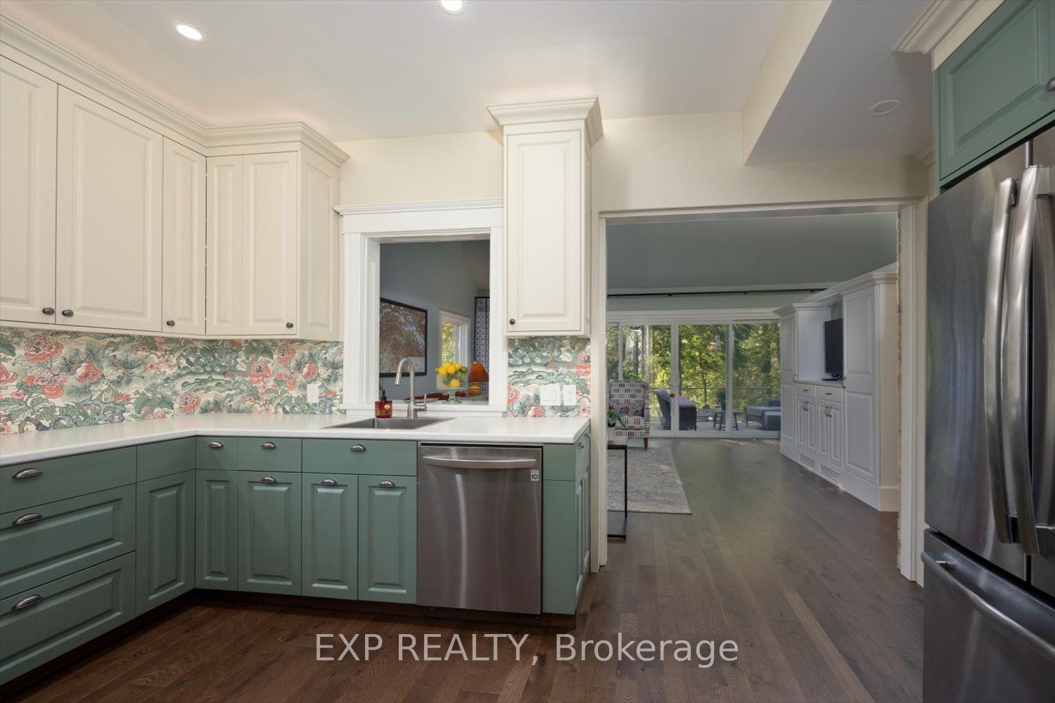 4105 Catherine Street Property Photo 7