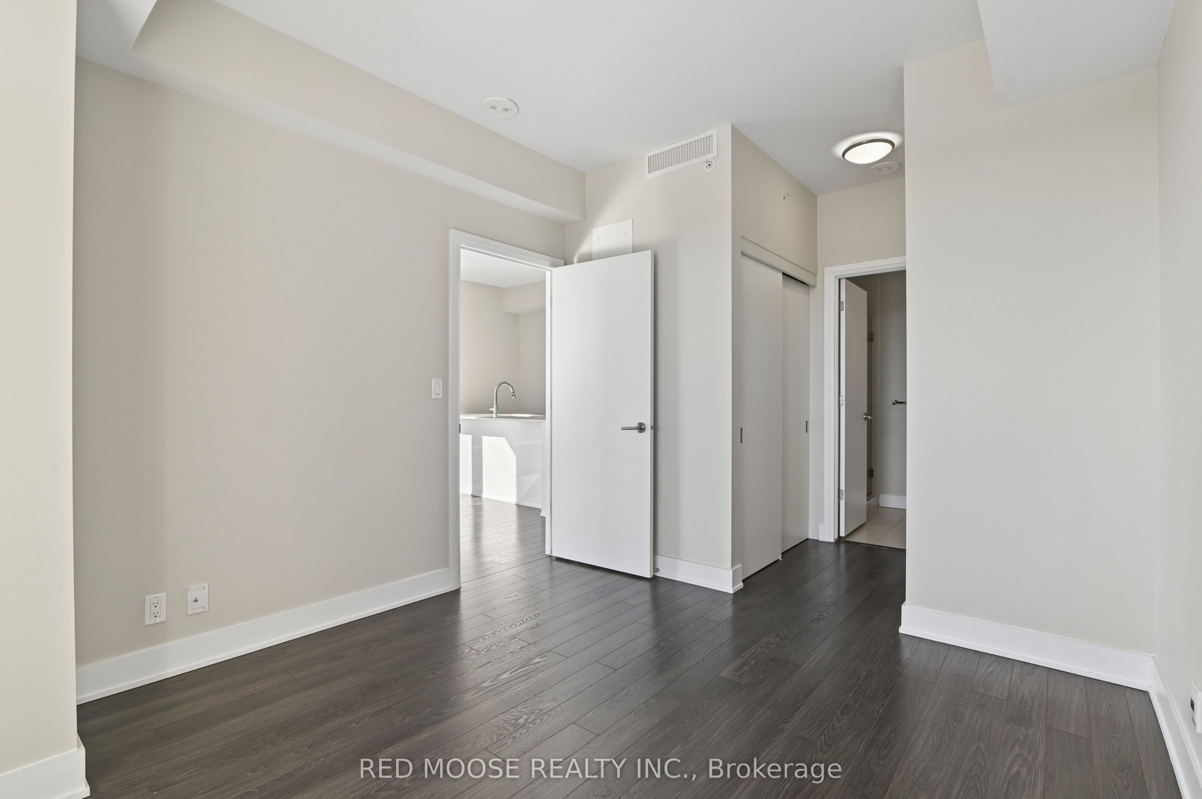 118 Holmwood Avenue 705 Property Photo 32