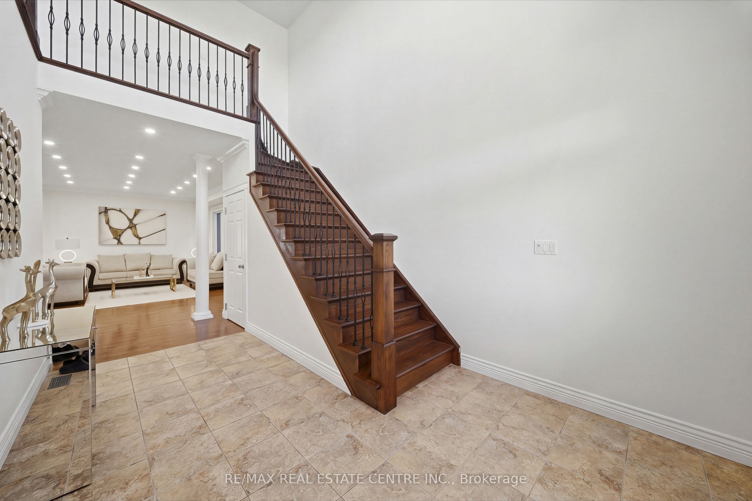 509 St Moritz Avenue Property Photo 9