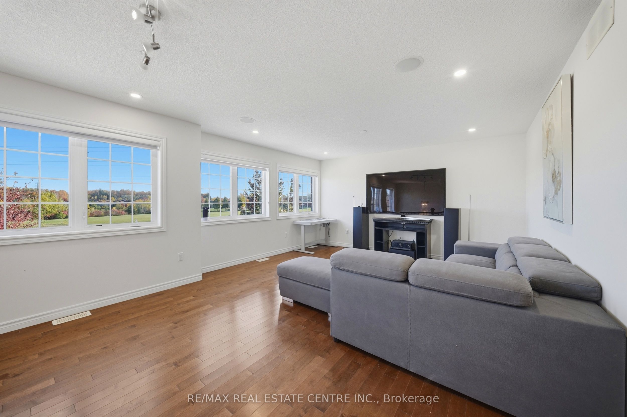 509 St Moritz Avenue Property Photo 24
