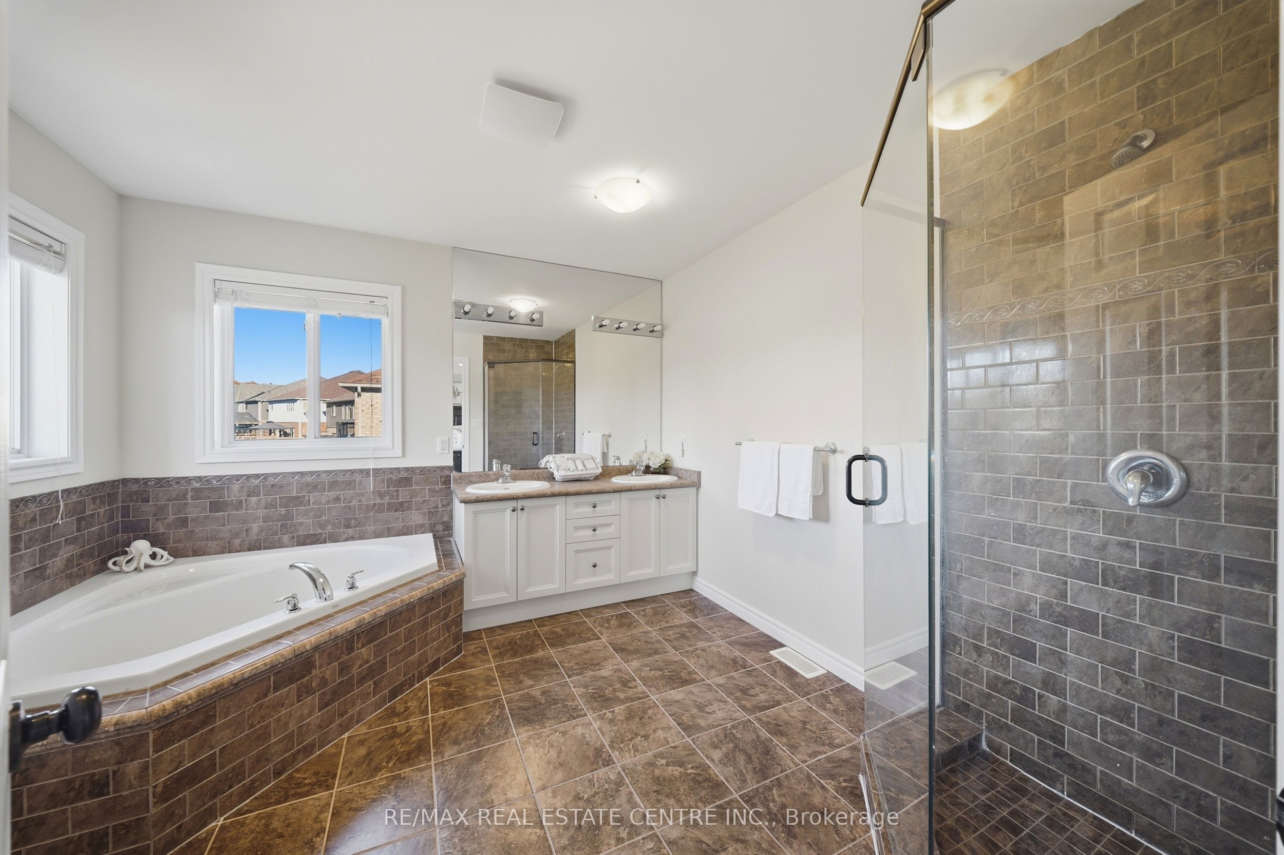 509 St Moritz Avenue Property Photo 31