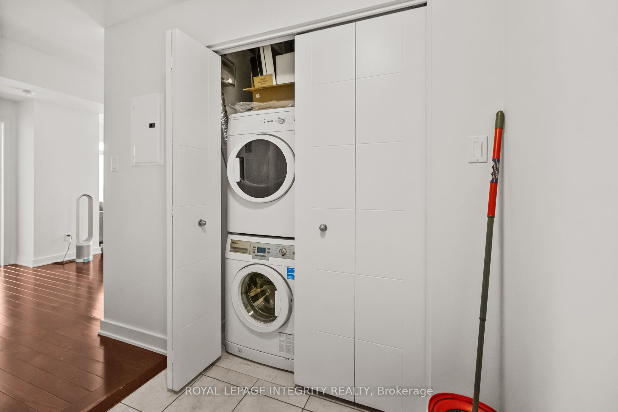 179 Metcalfe Street 1004 Property Photo 19