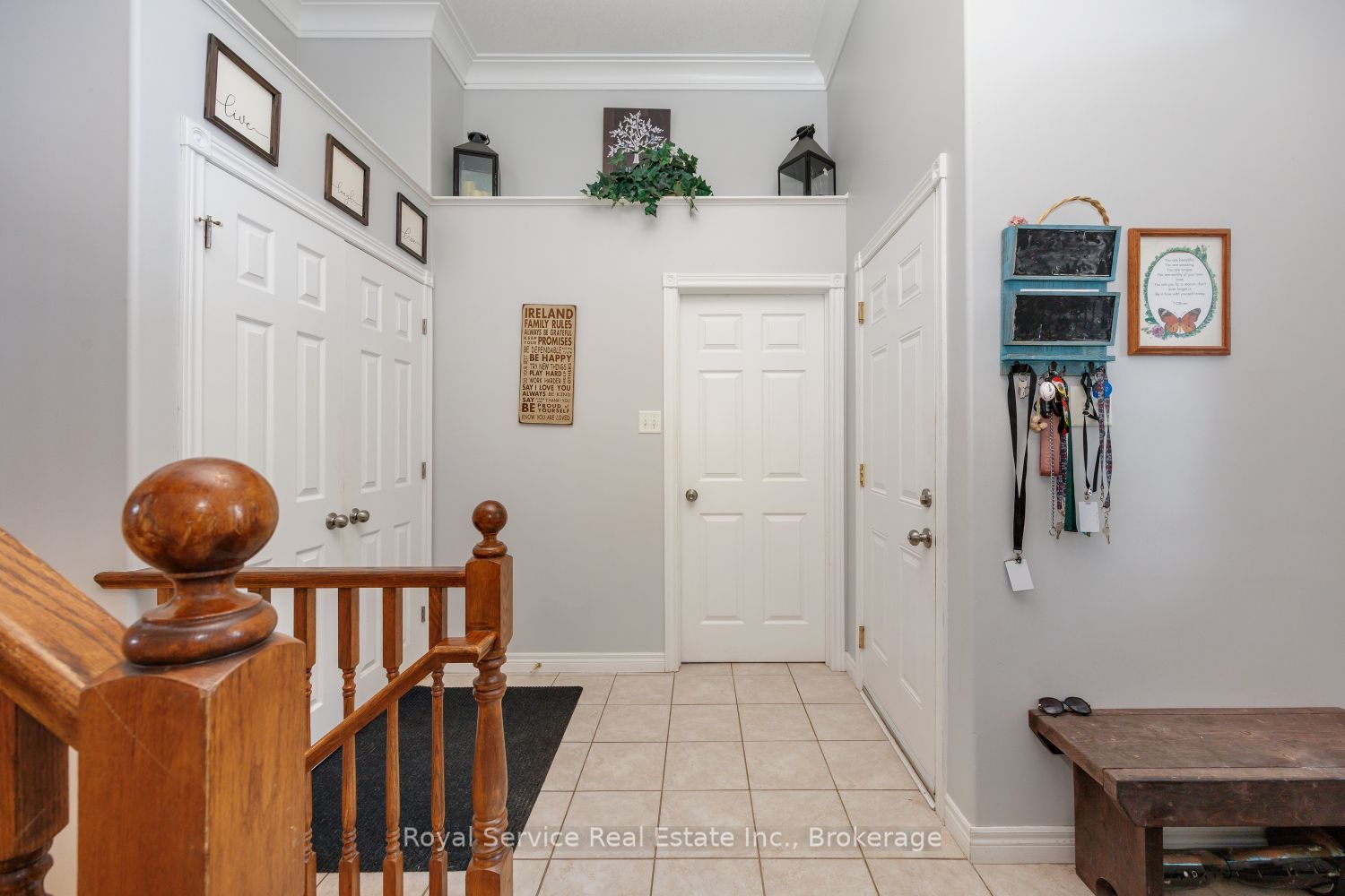 2690 Foxmeadow Road Property Photo 4