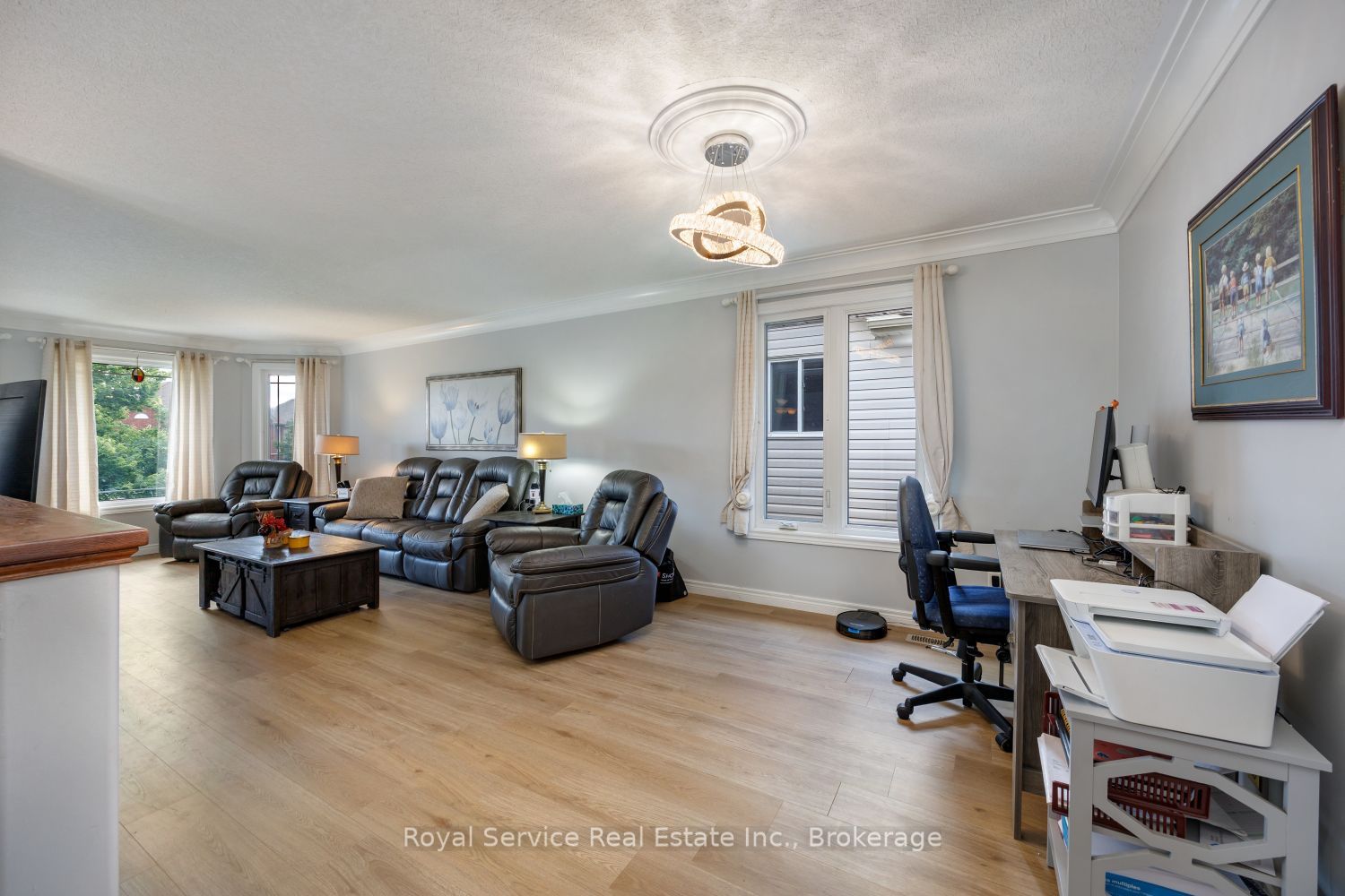 2690 Foxmeadow Road Property Photo 5