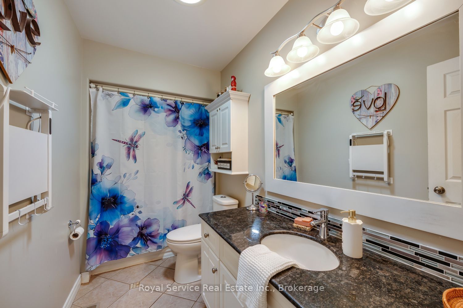 2690 Foxmeadow Road Property Photo 18