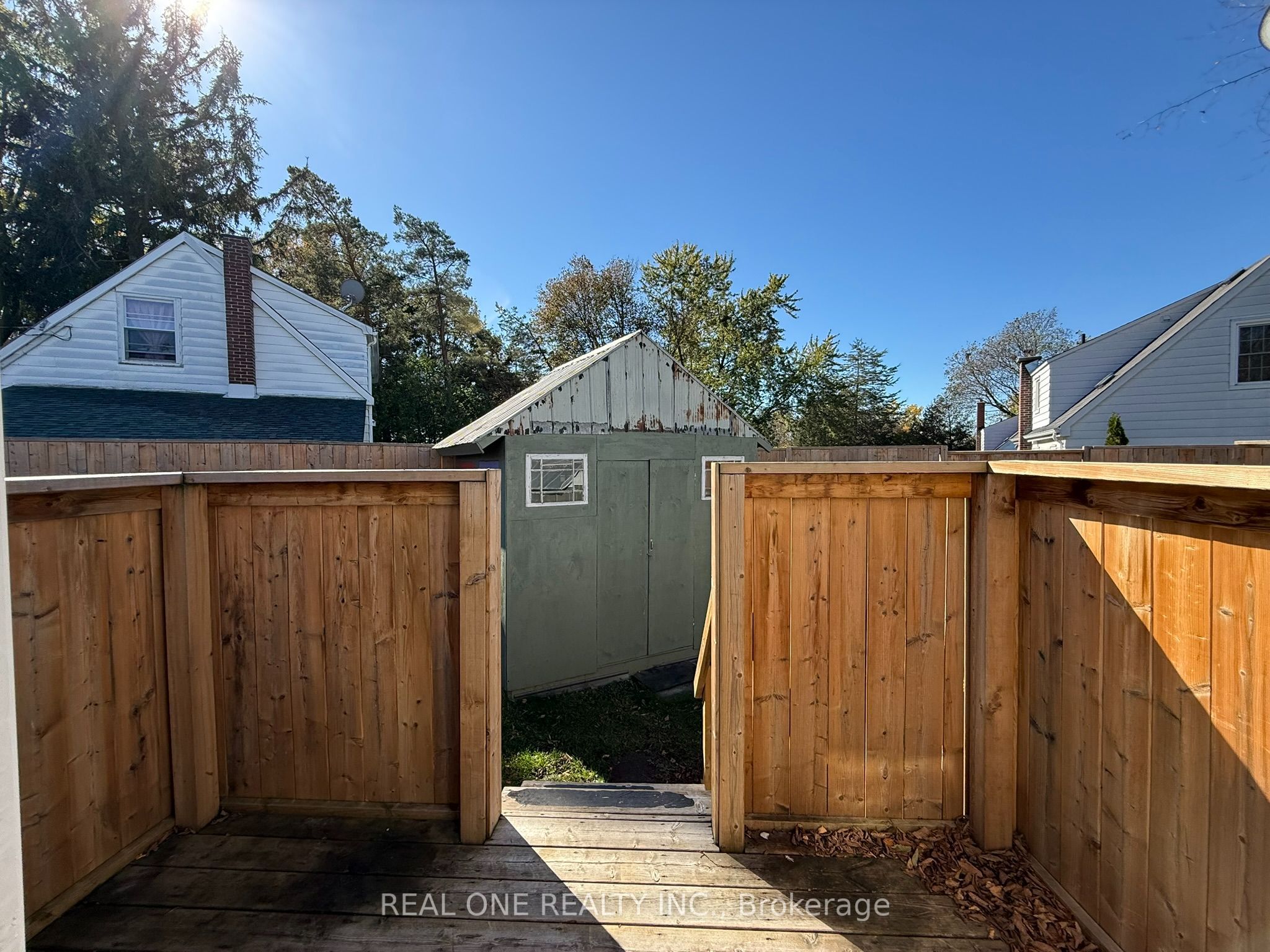 337 Victoria Avenue Property Photo 16