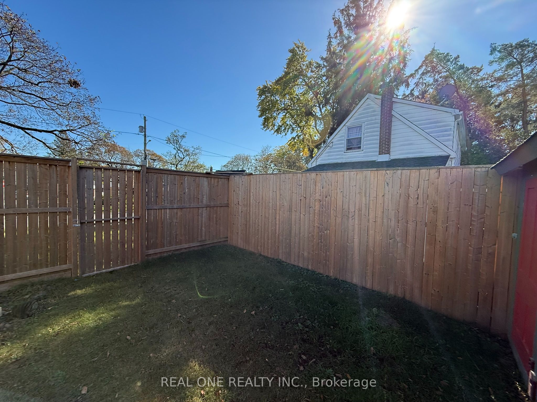 337 Victoria Avenue Property Photo 18