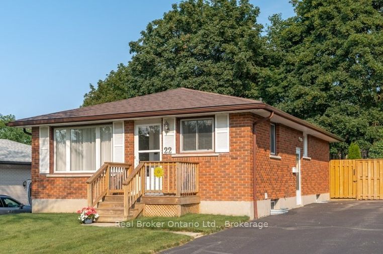 22 Mountford Drive Property Photo 2