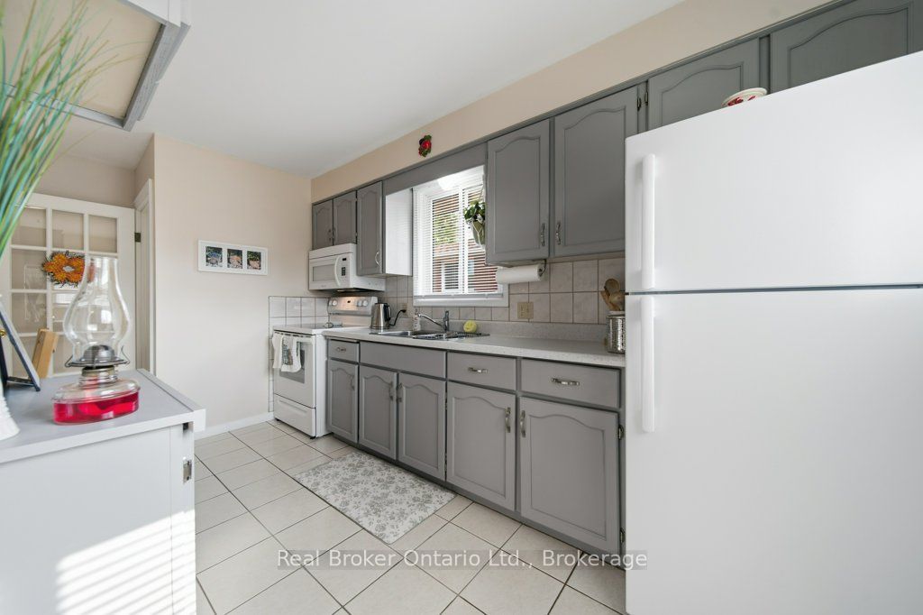 22 Mountford Drive Property Photo 9