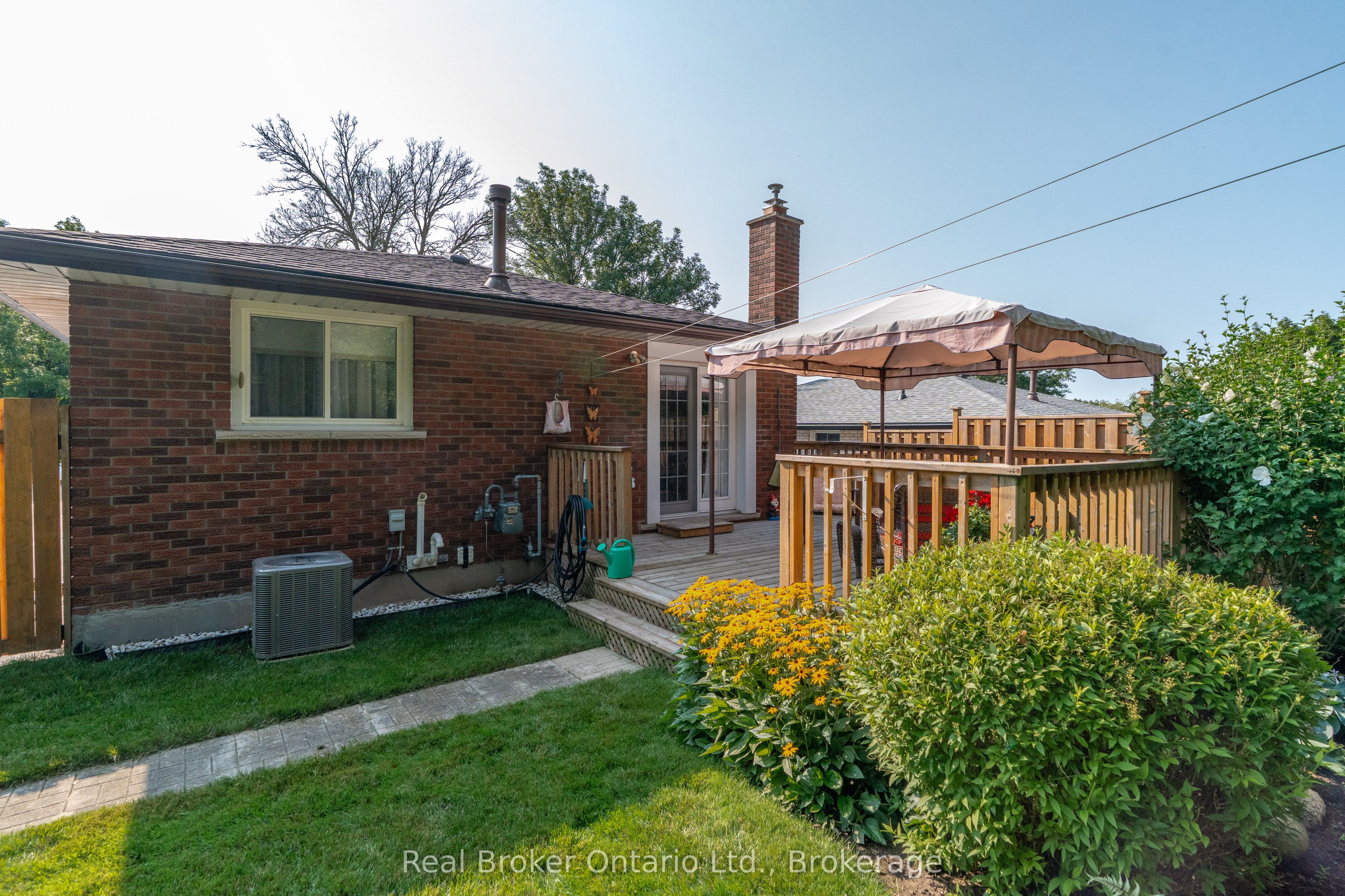 22 Mountford Drive Property Photo 46