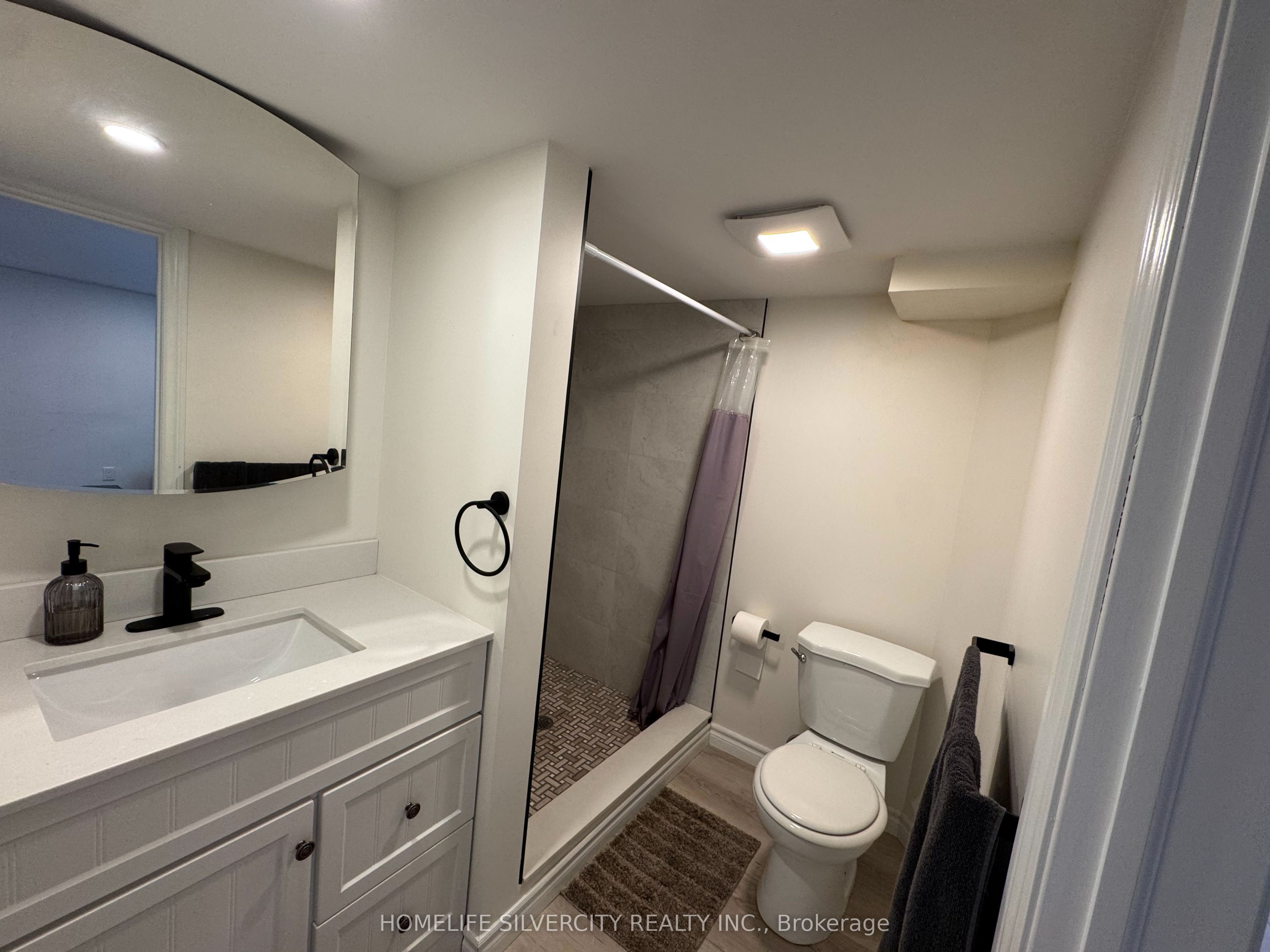 7413 Jordan Avenue Property Photo 11