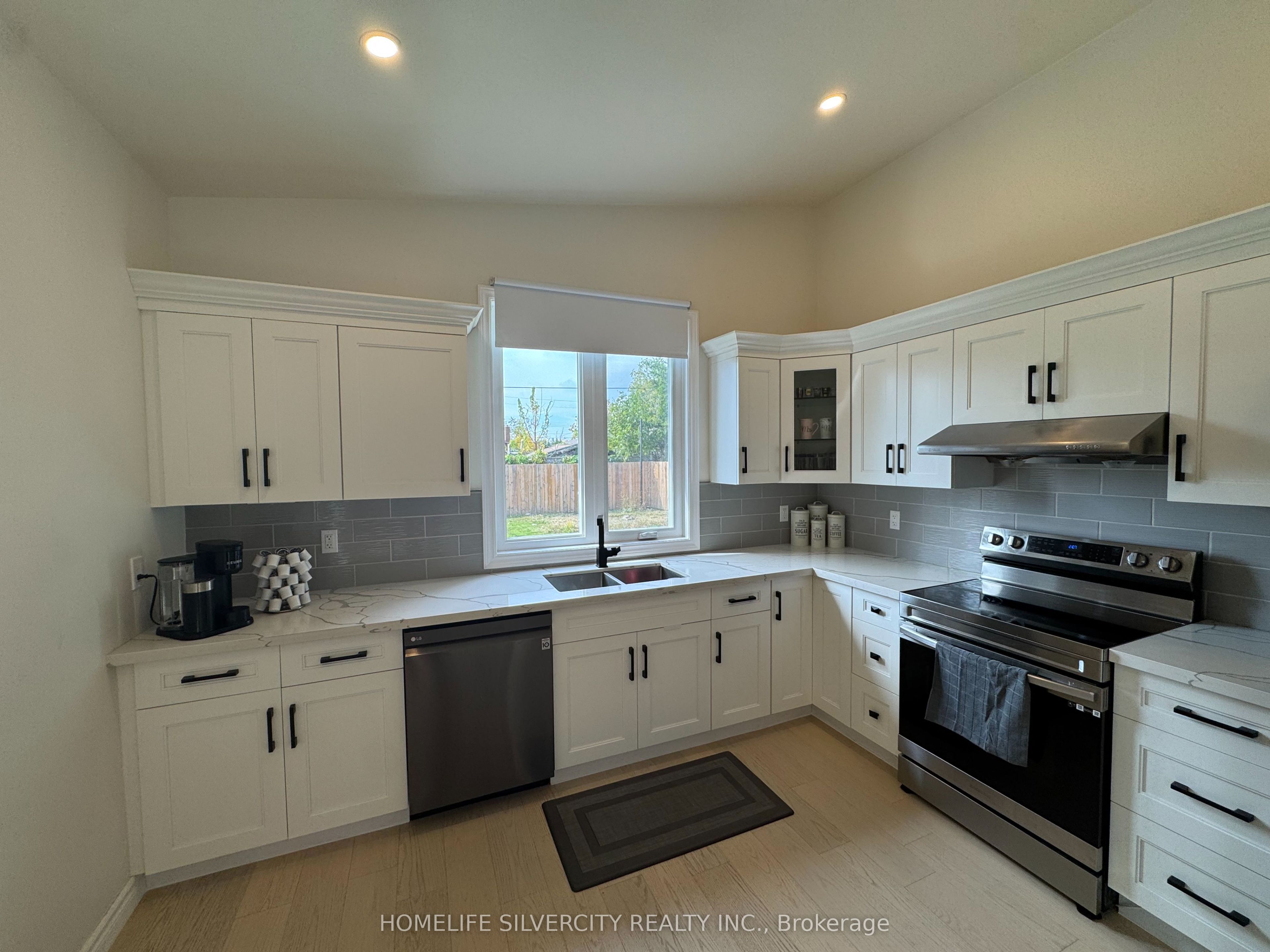 7413 Jordan Avenue Property Photo 25