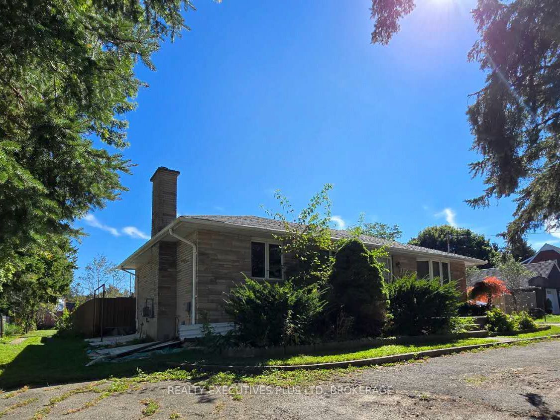 131 Fairview Avenue Property Photo 2