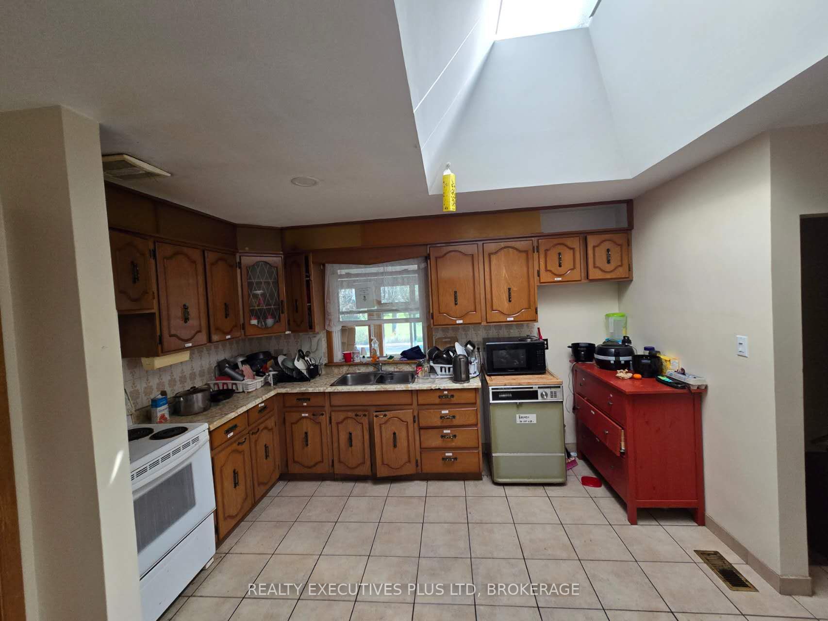 131 Fairview Avenue Property Photo 7