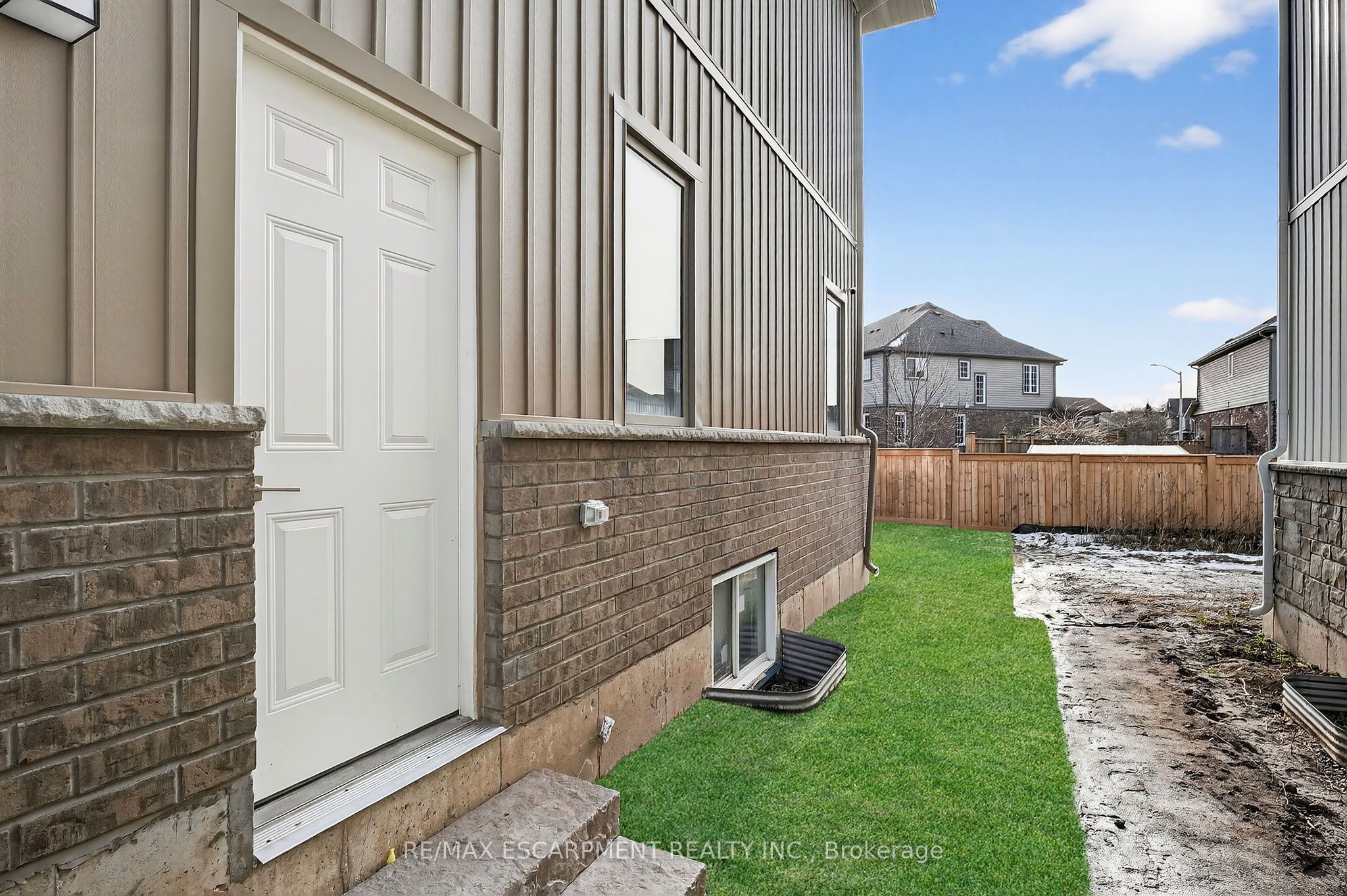 8868 Angie Drive Property Photo 36