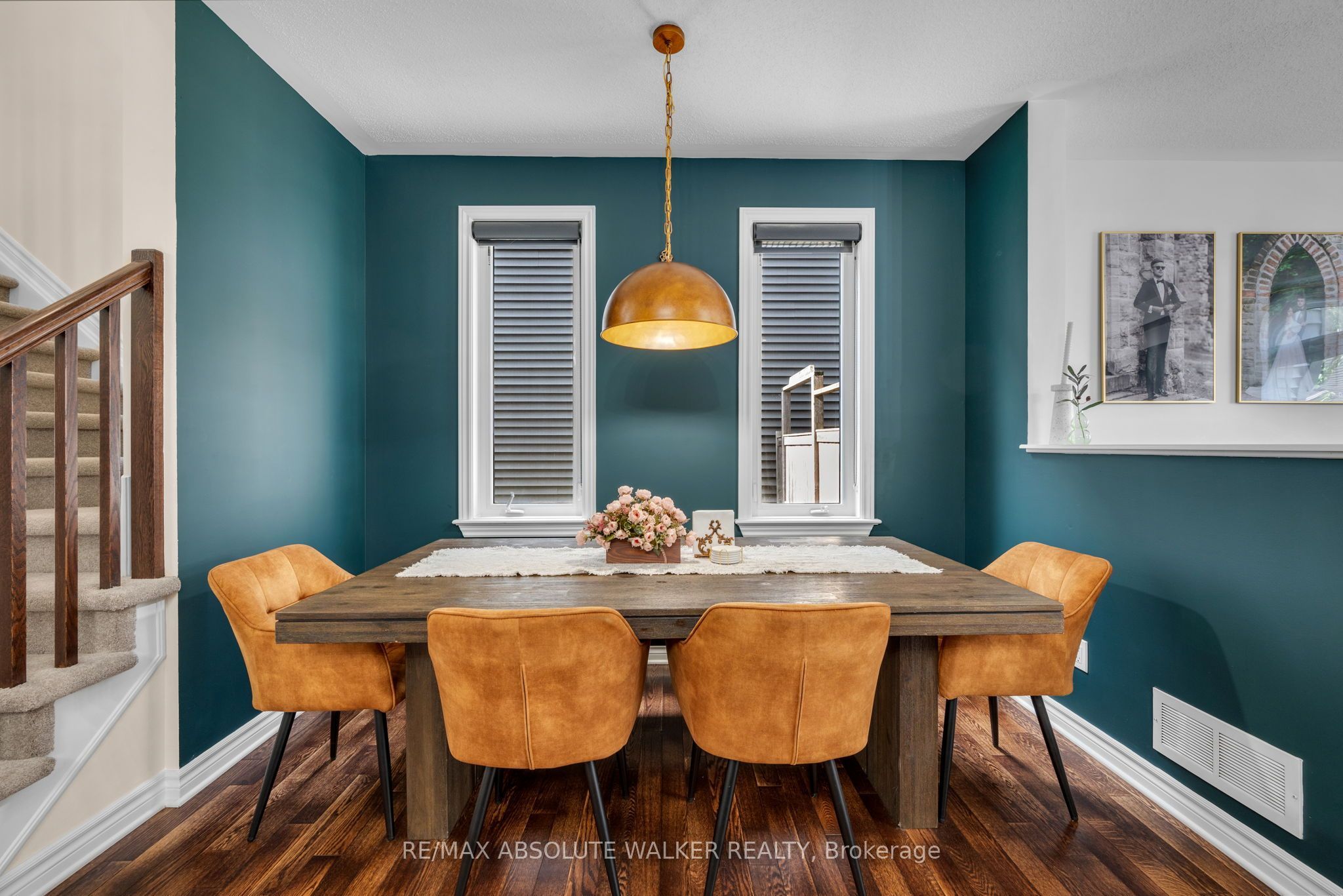 769 Hazelnut Crescent Property Photo 8