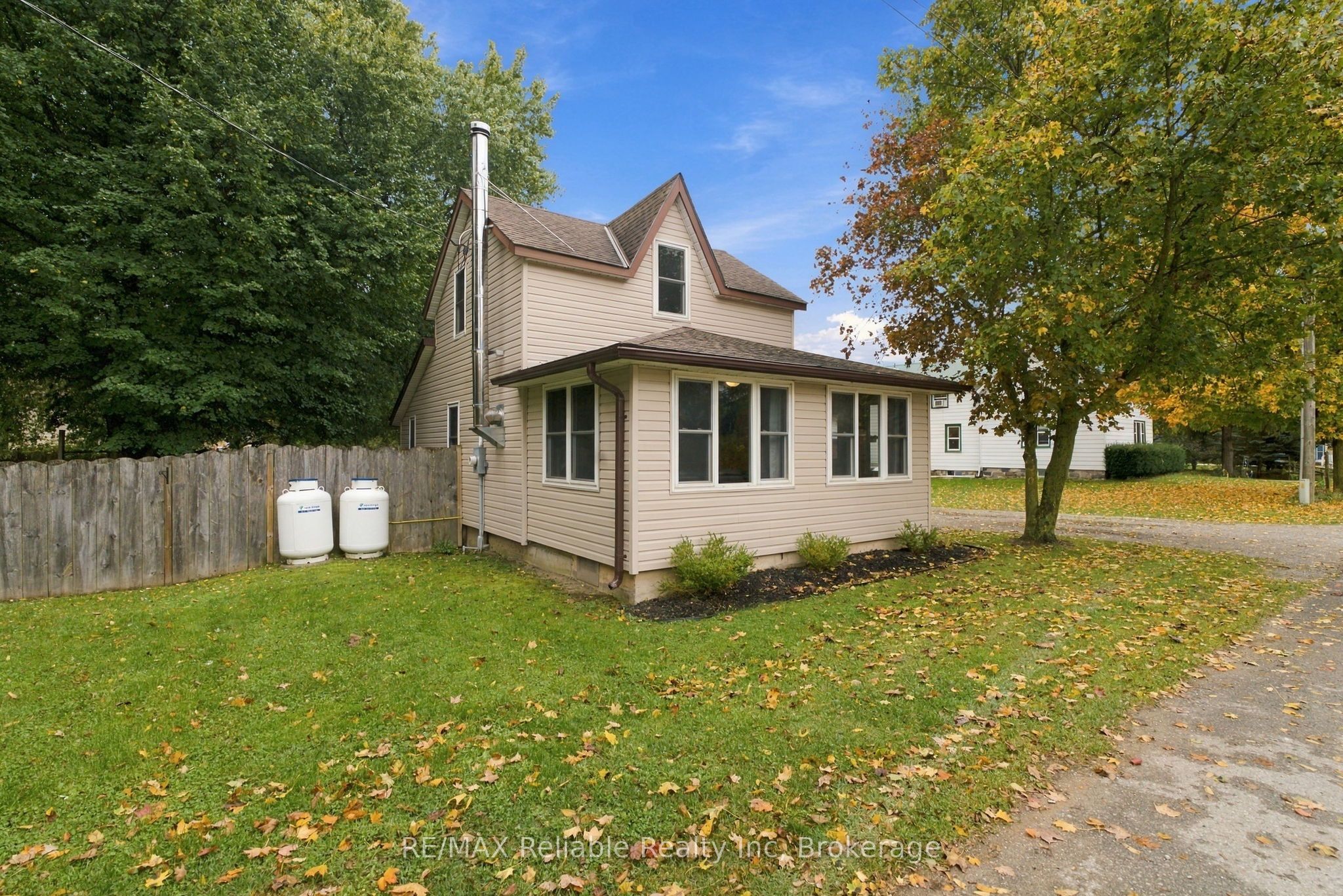 74 William Street Property Photo 1