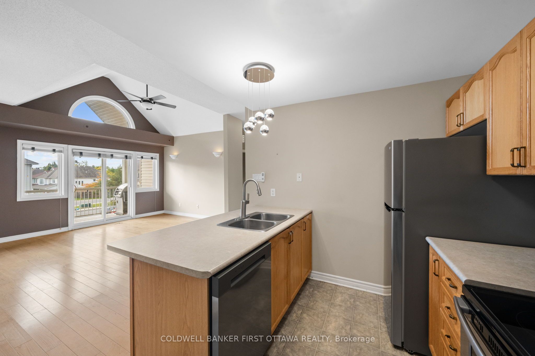 143 Oldfield Street F Property Photo 11