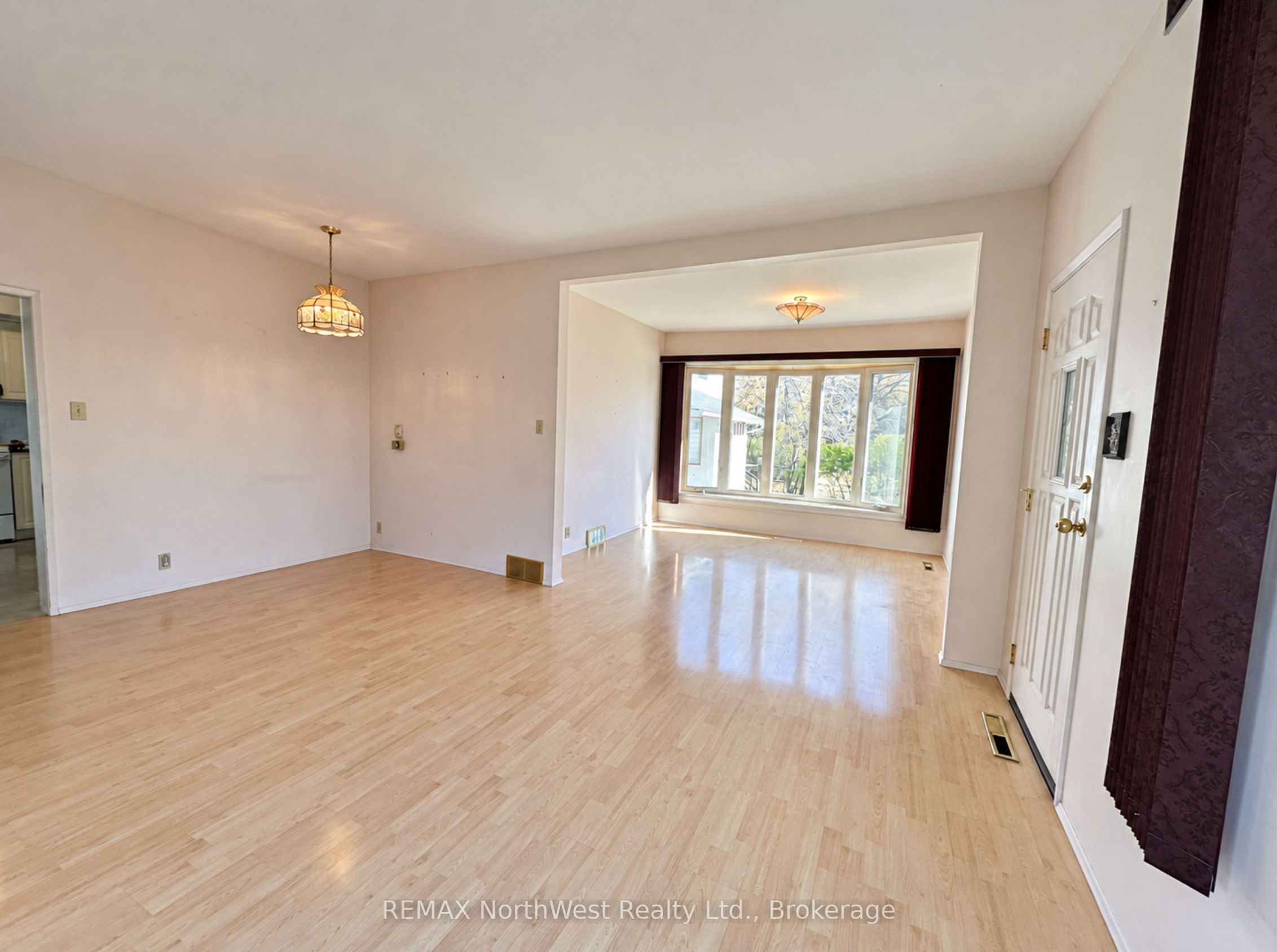 226 Fourth Street N Property Photo 14