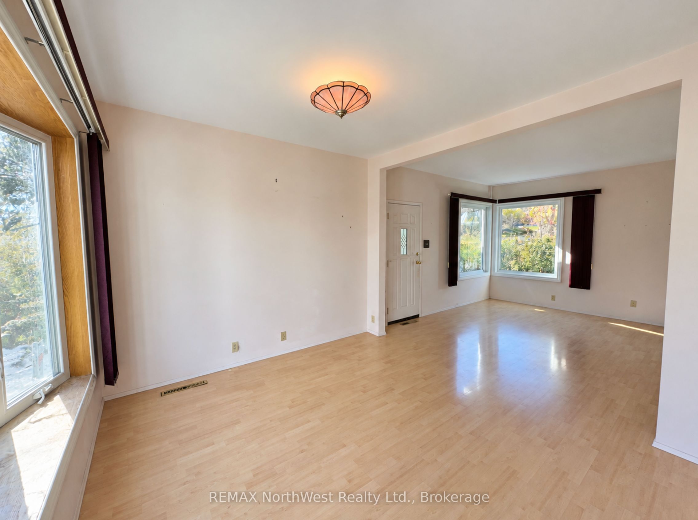 226 Fourth Street N Property Photo 15