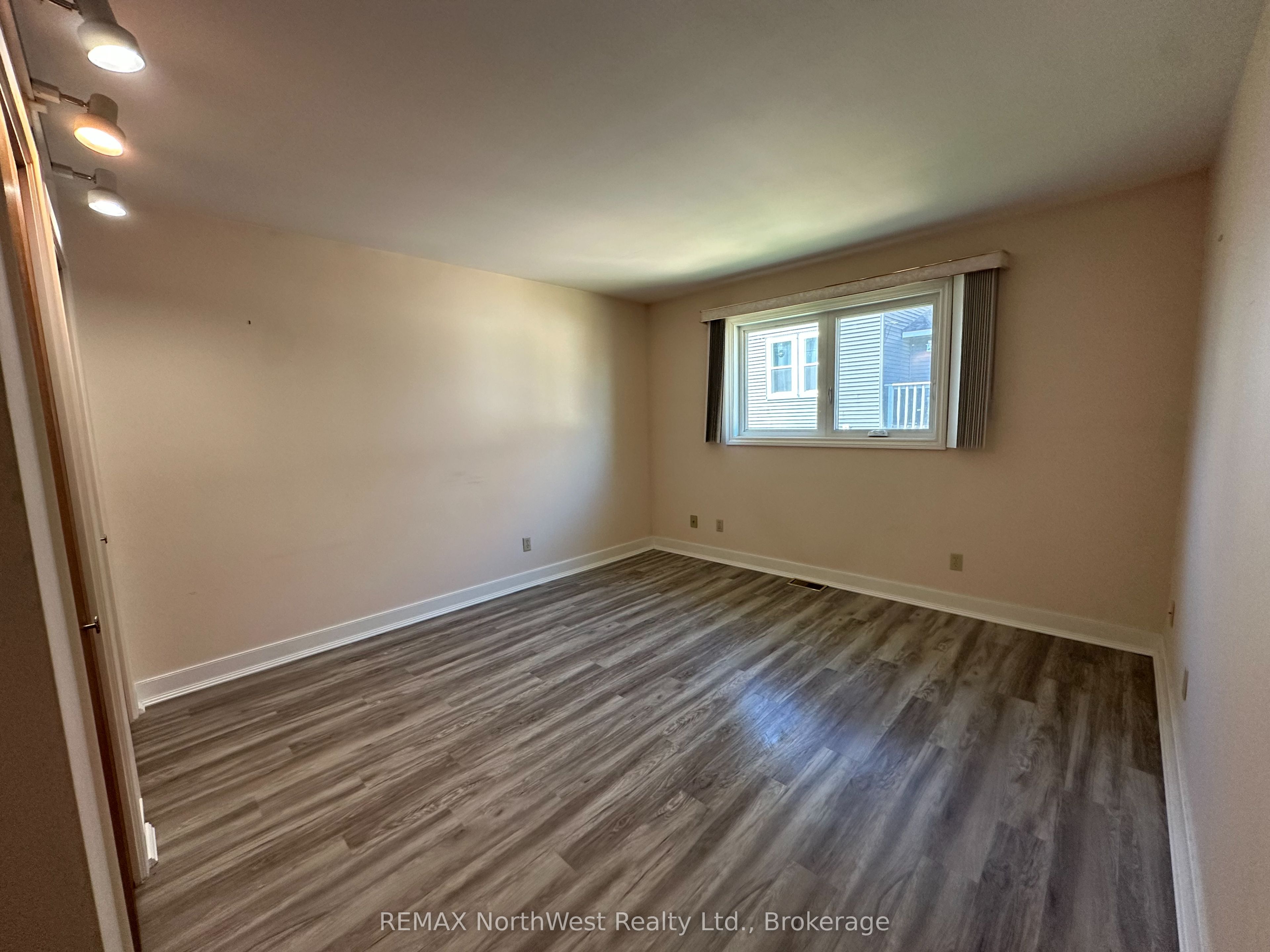 226 Fourth Street N Property Photo 21