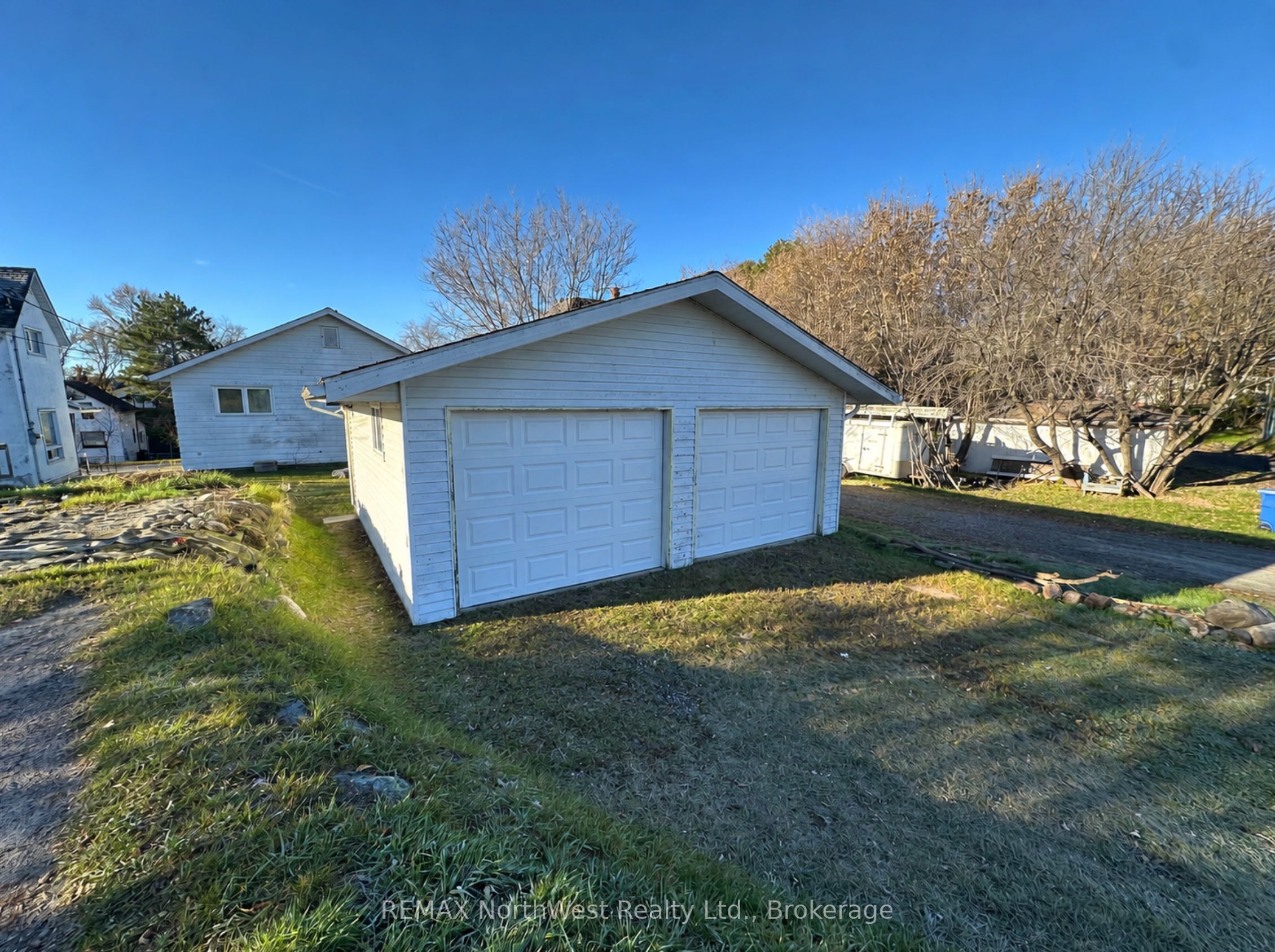 226 Fourth Street N Property Photo 32