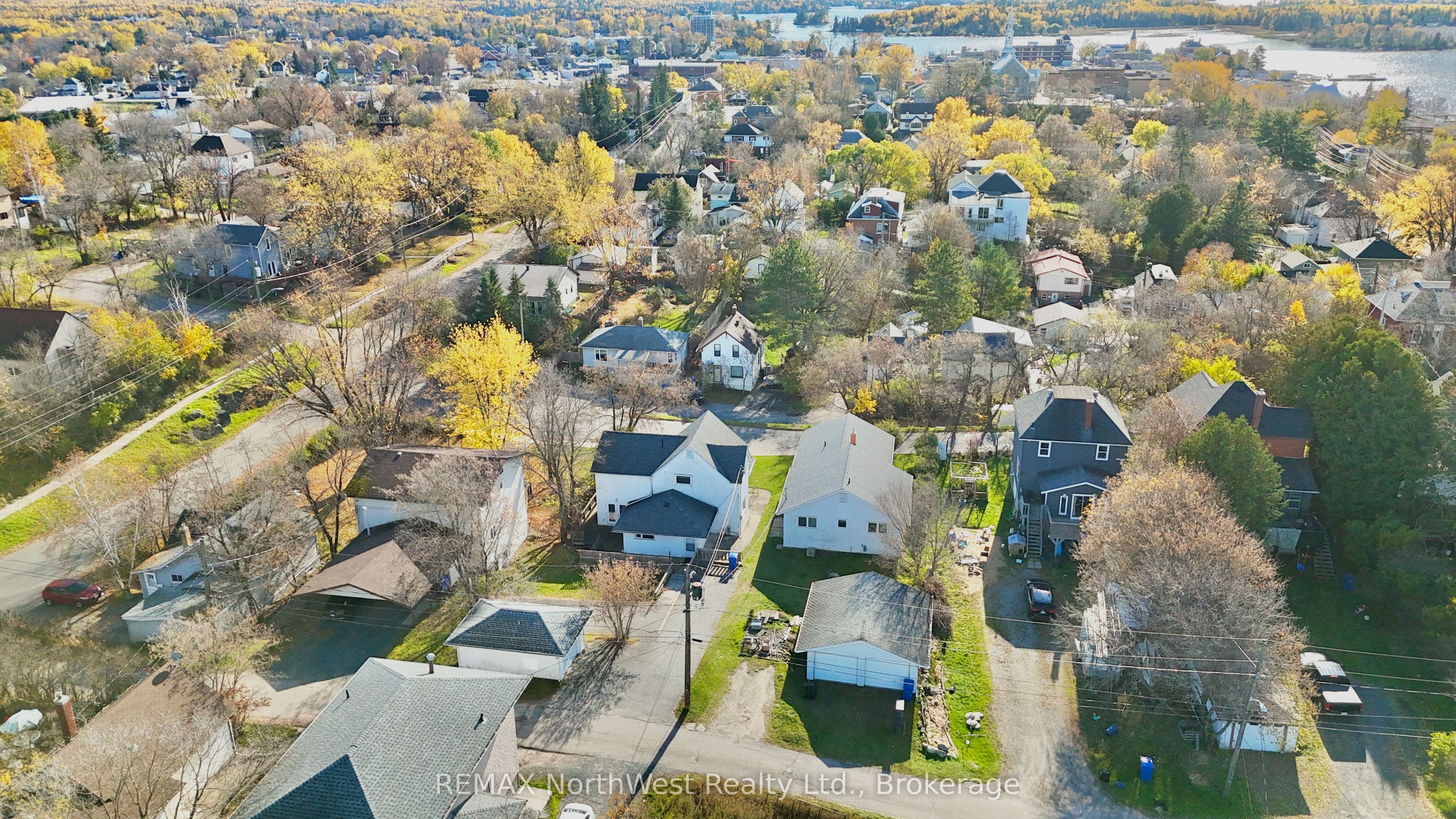226 Fourth Street N Property Photo 34
