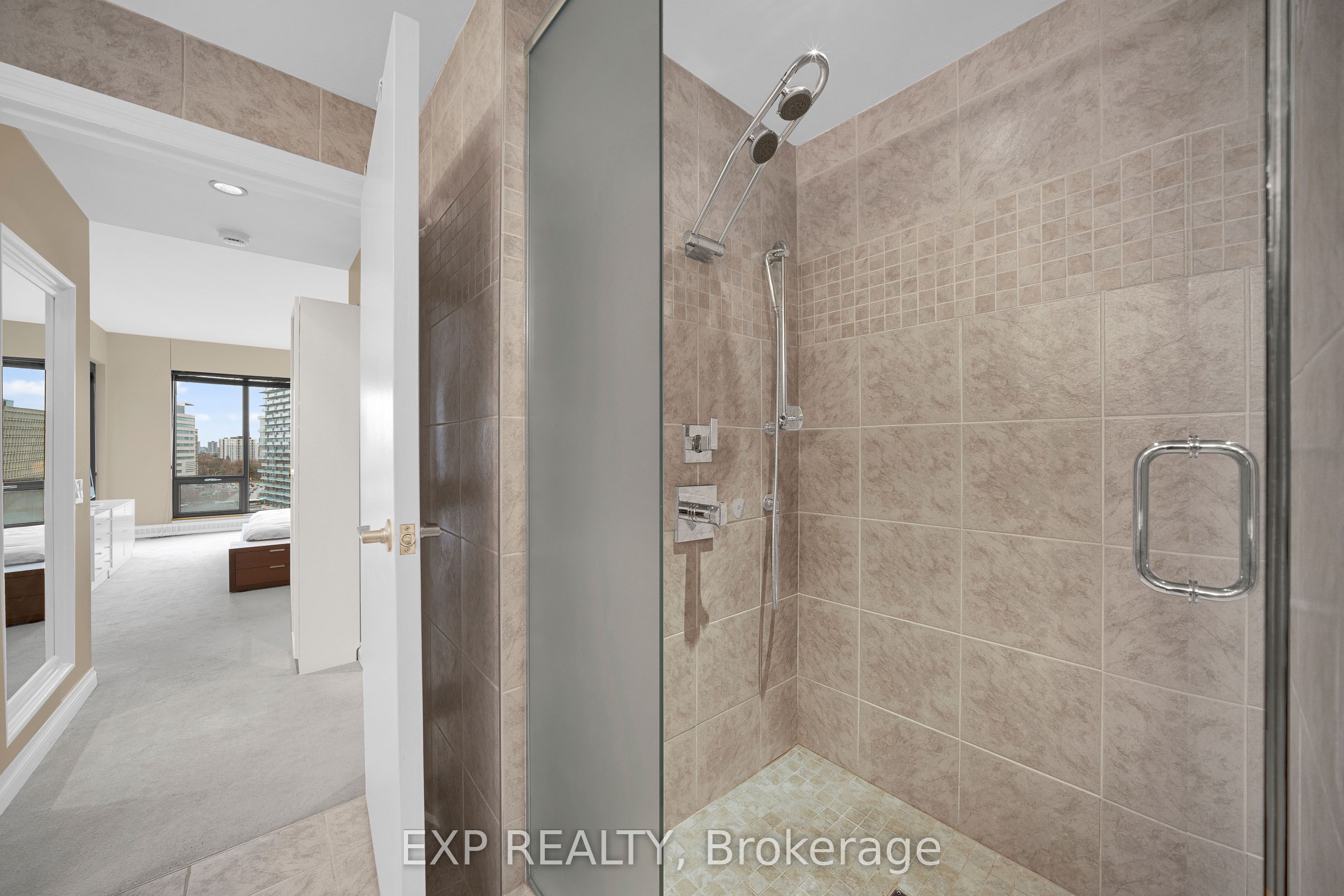 90 George Street 1103 Property Photo 24