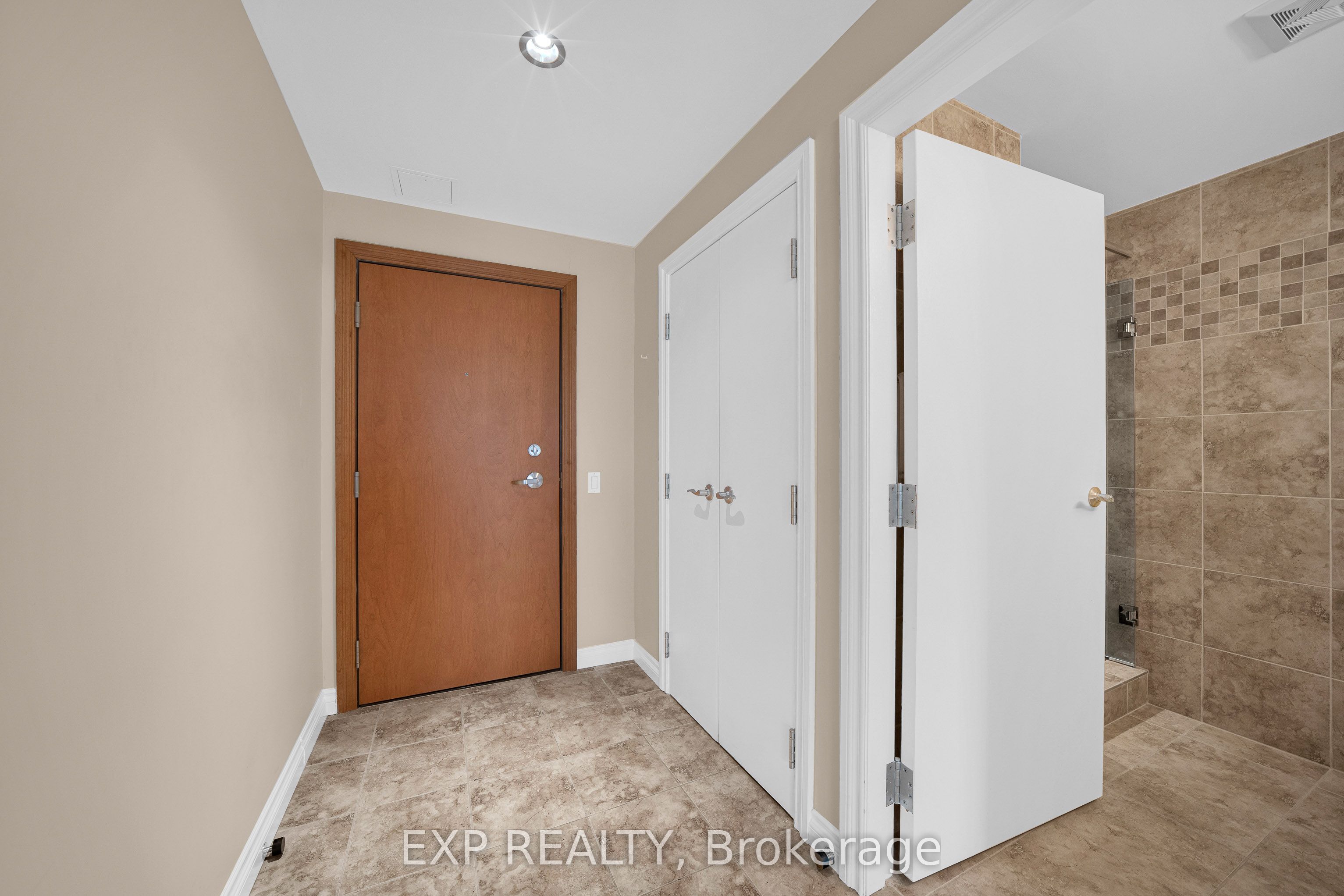 90 George Street 1103 Property Photo 29