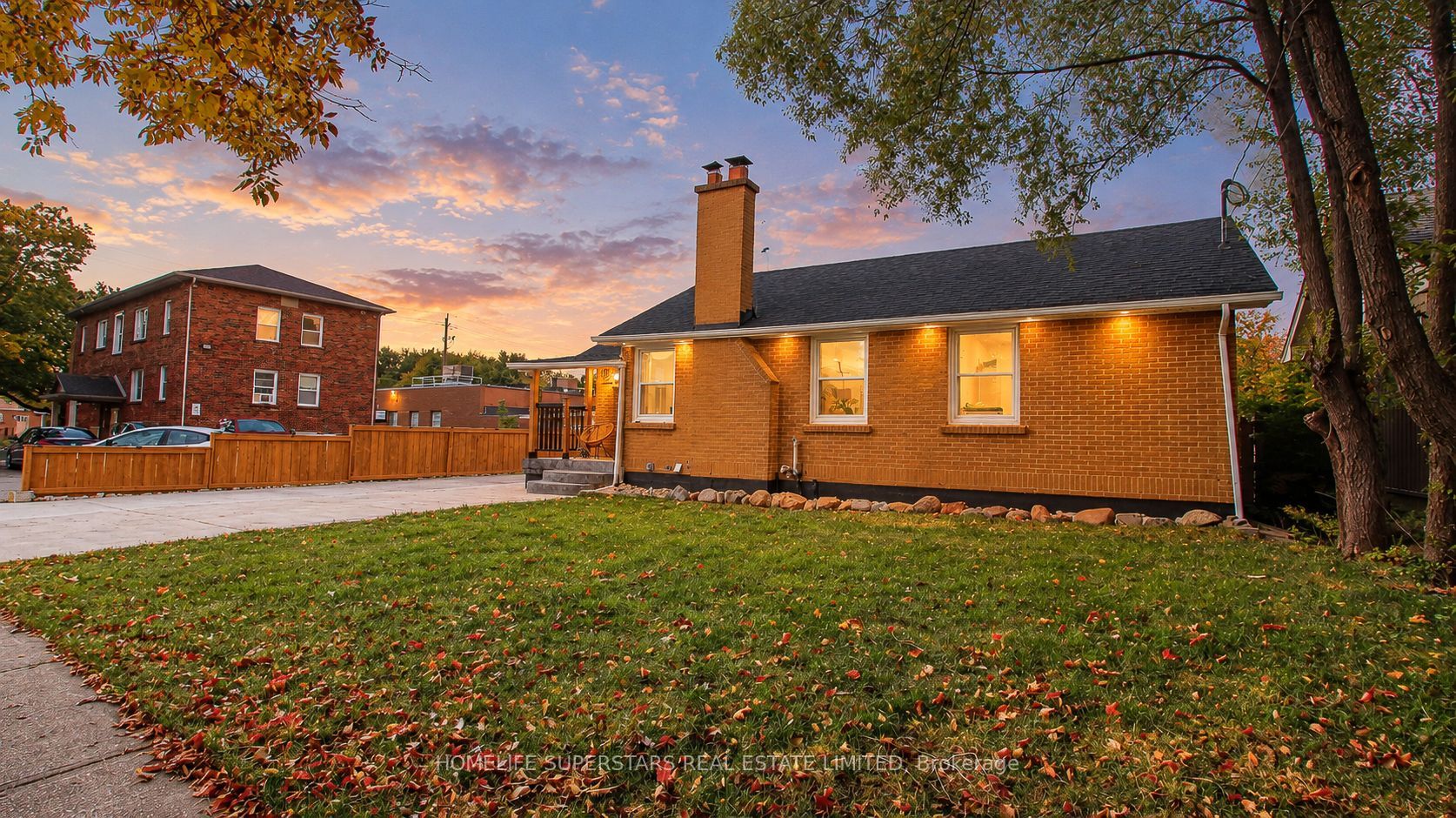 706 Rowntree Avenue Property Photo 3